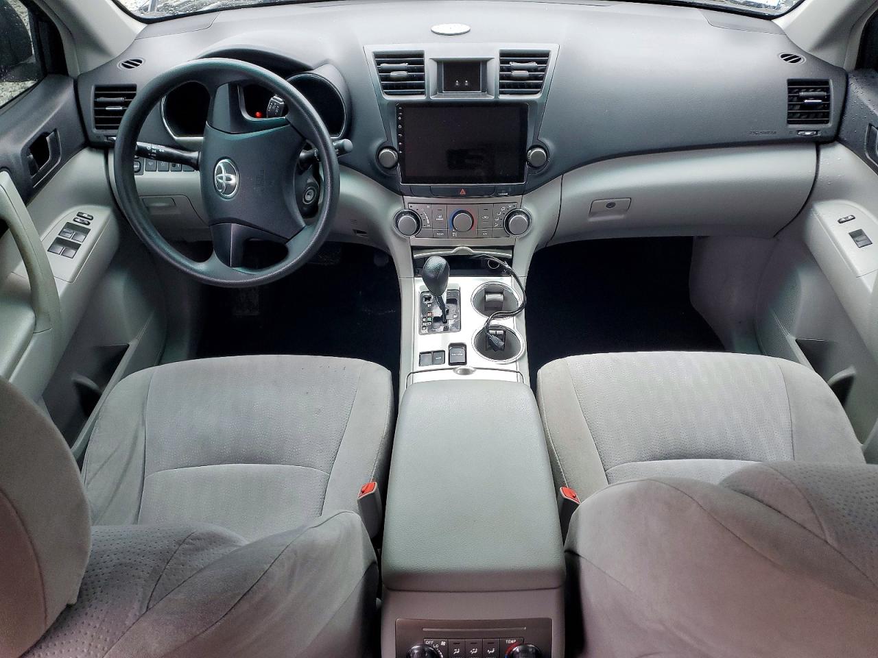 2011 Toyota Highlander Base Gray vin: 5TDZK3EH1BS044476