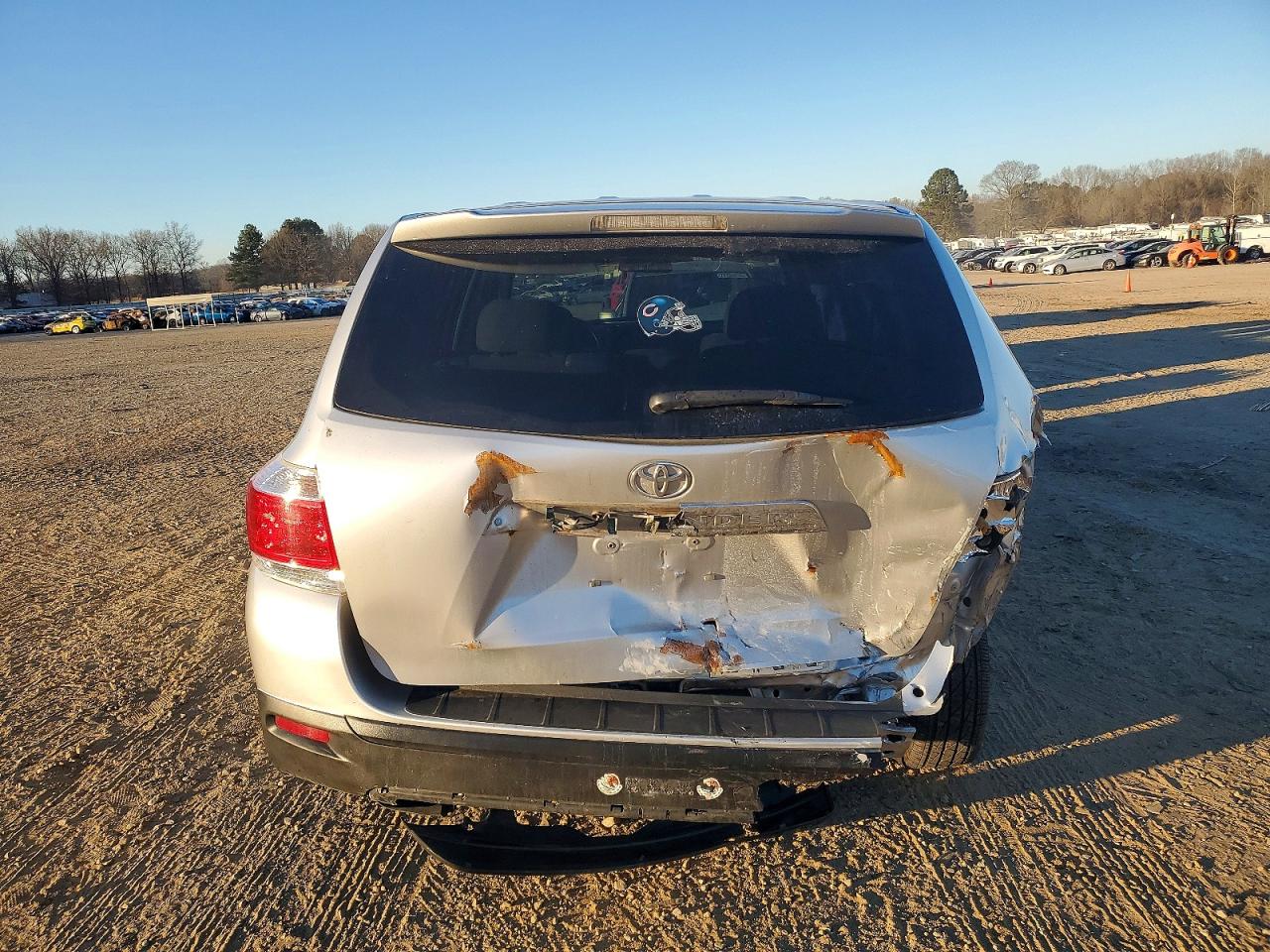 2013 Toyota Highlander Base Silver vin: 5TDZK3EH1DS090487
