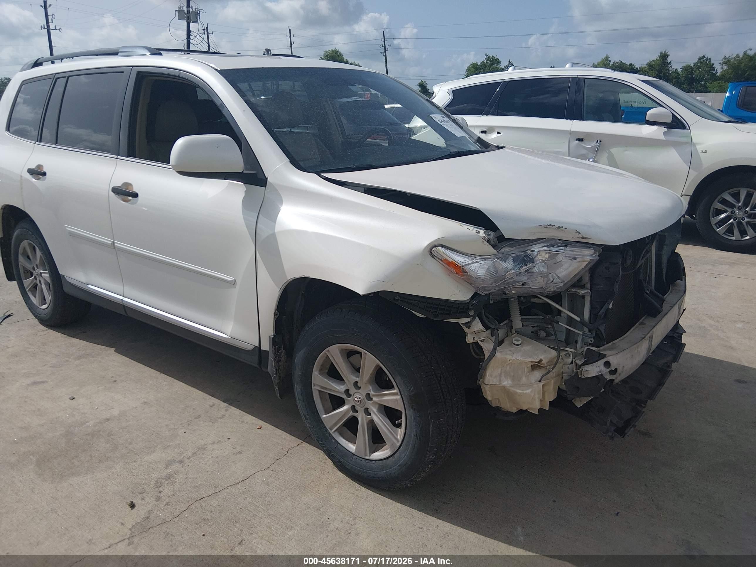 2013 Toyota Highlander Se V6 White vin: 5TDZK3EH1DS134178