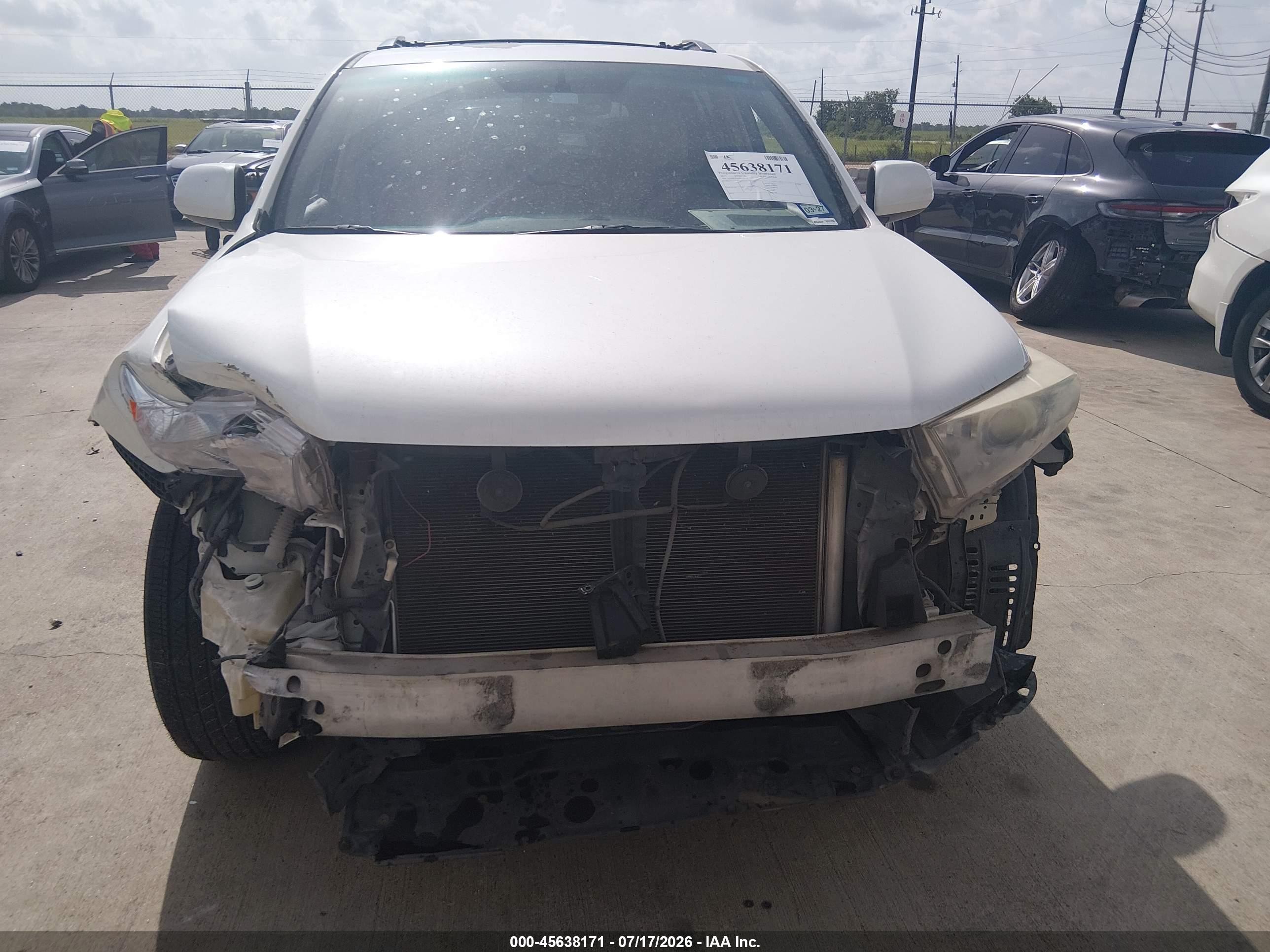 2013 Toyota Highlander Se V6 White vin: 5TDZK3EH1DS134178