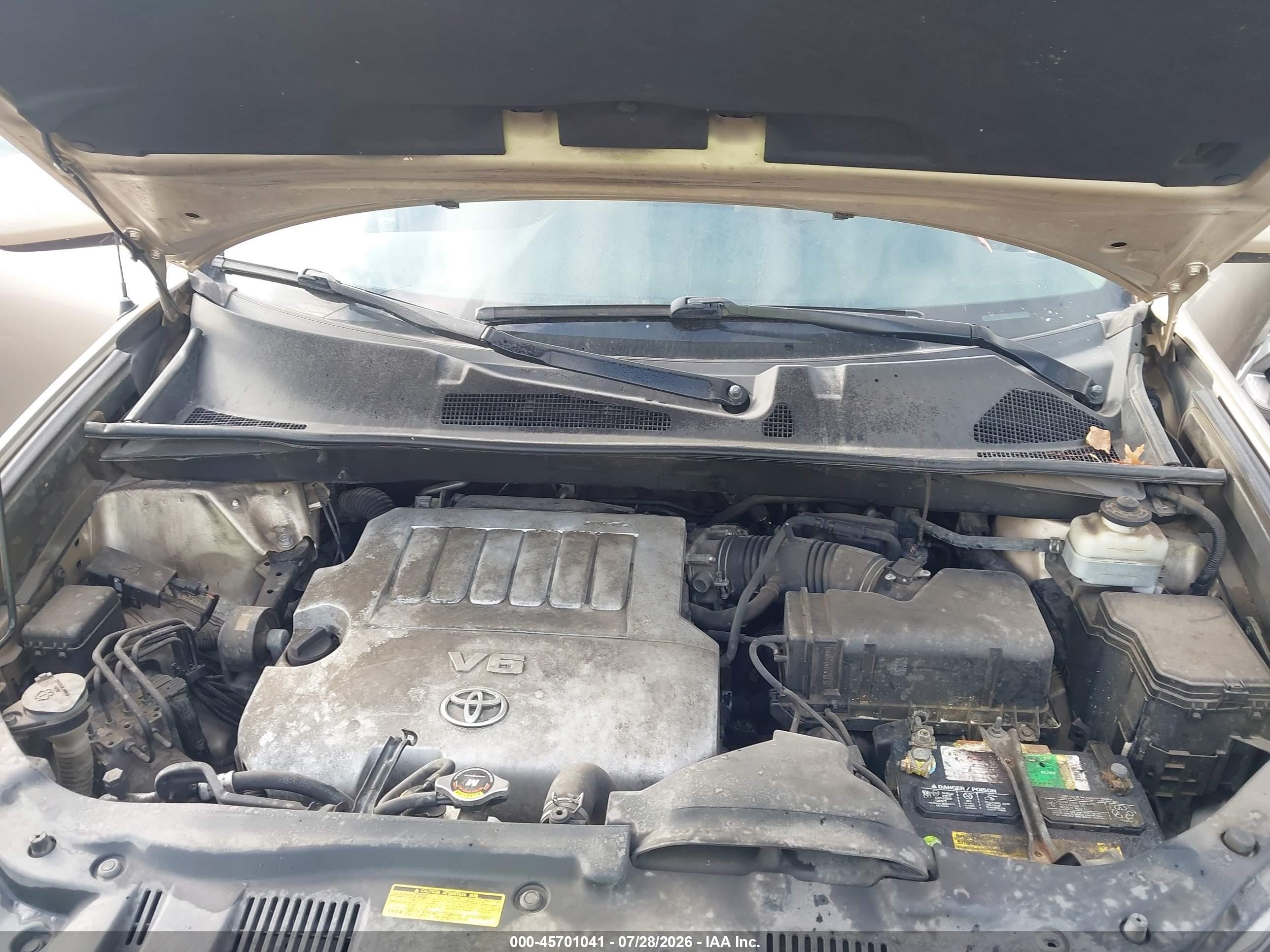 2010 Toyota Highlander Base V6 Золотой vin: 5TDZK3EH2AS005538