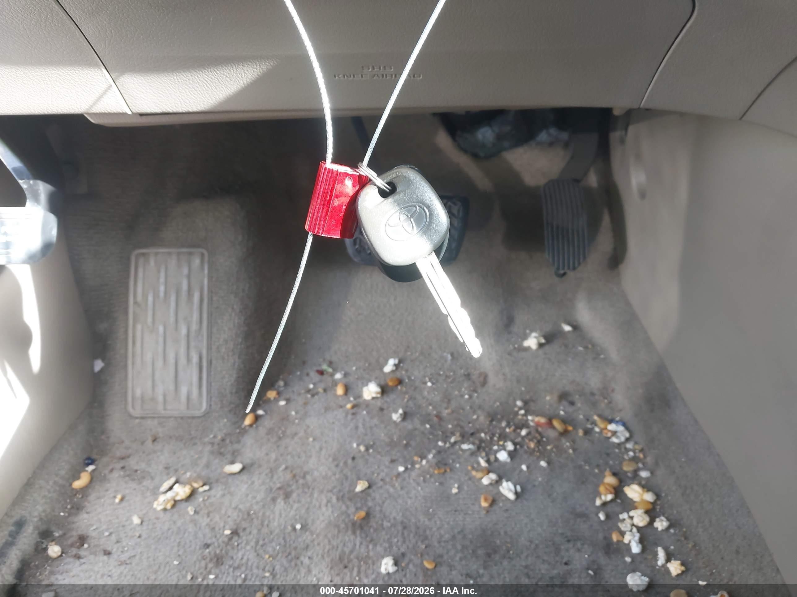 2010 Toyota Highlander Base V6 Золотой vin: 5TDZK3EH2AS005538