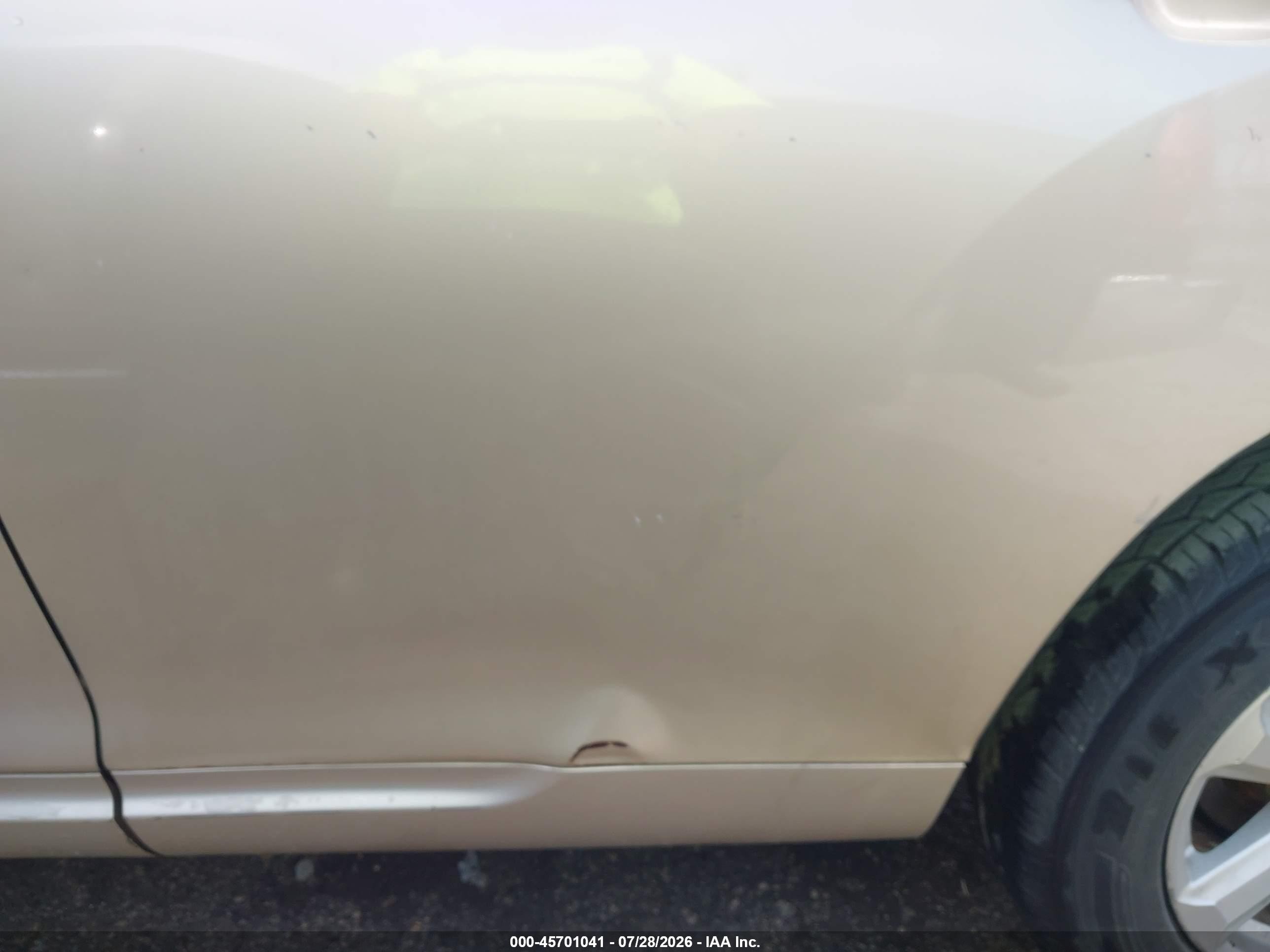 2010 Toyota Highlander Base V6 Золотой vin: 5TDZK3EH2AS005538