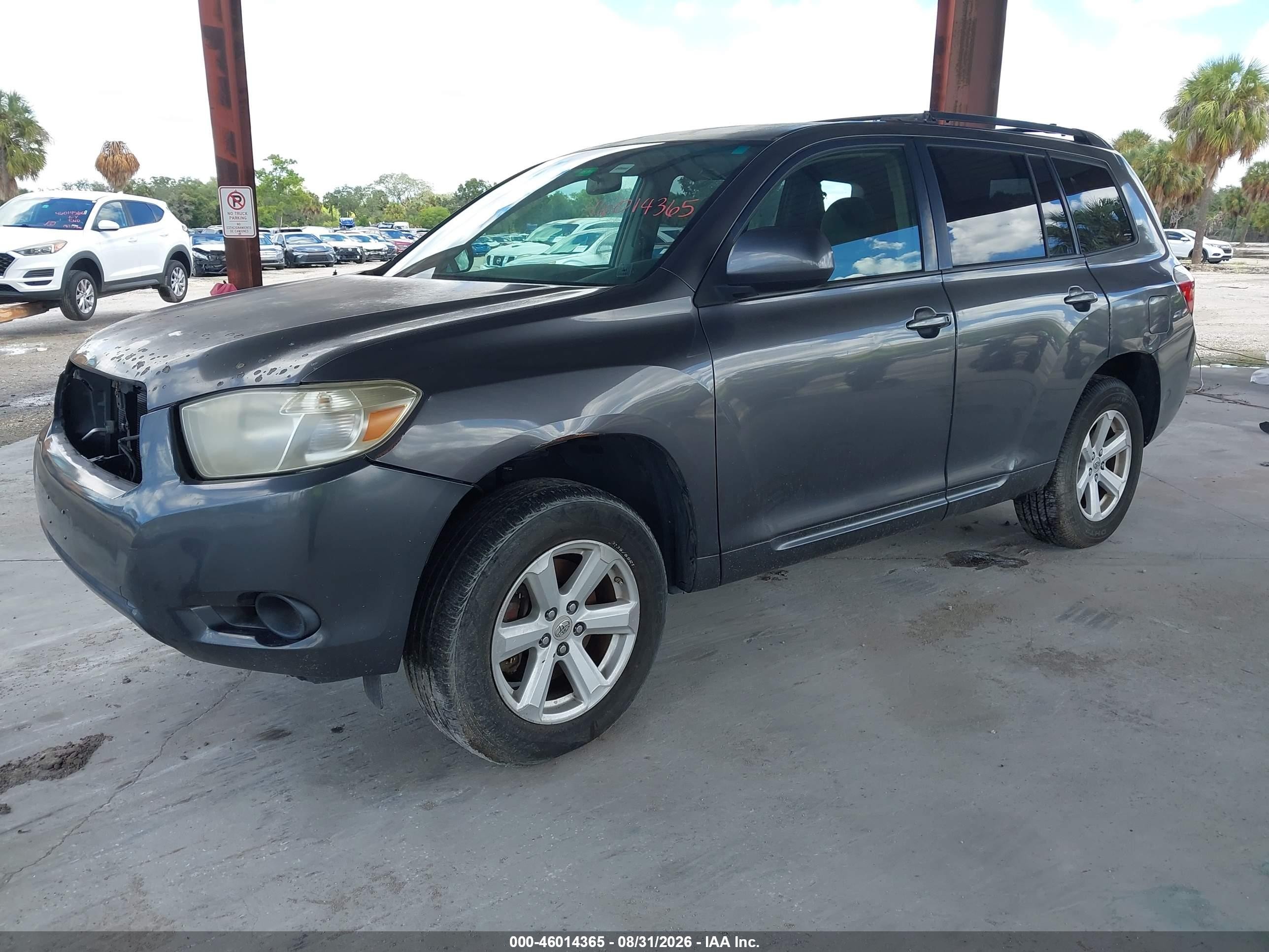 2010 Toyota Highlander Base V6 Gray vin: 5TDZK3EH2AS020749