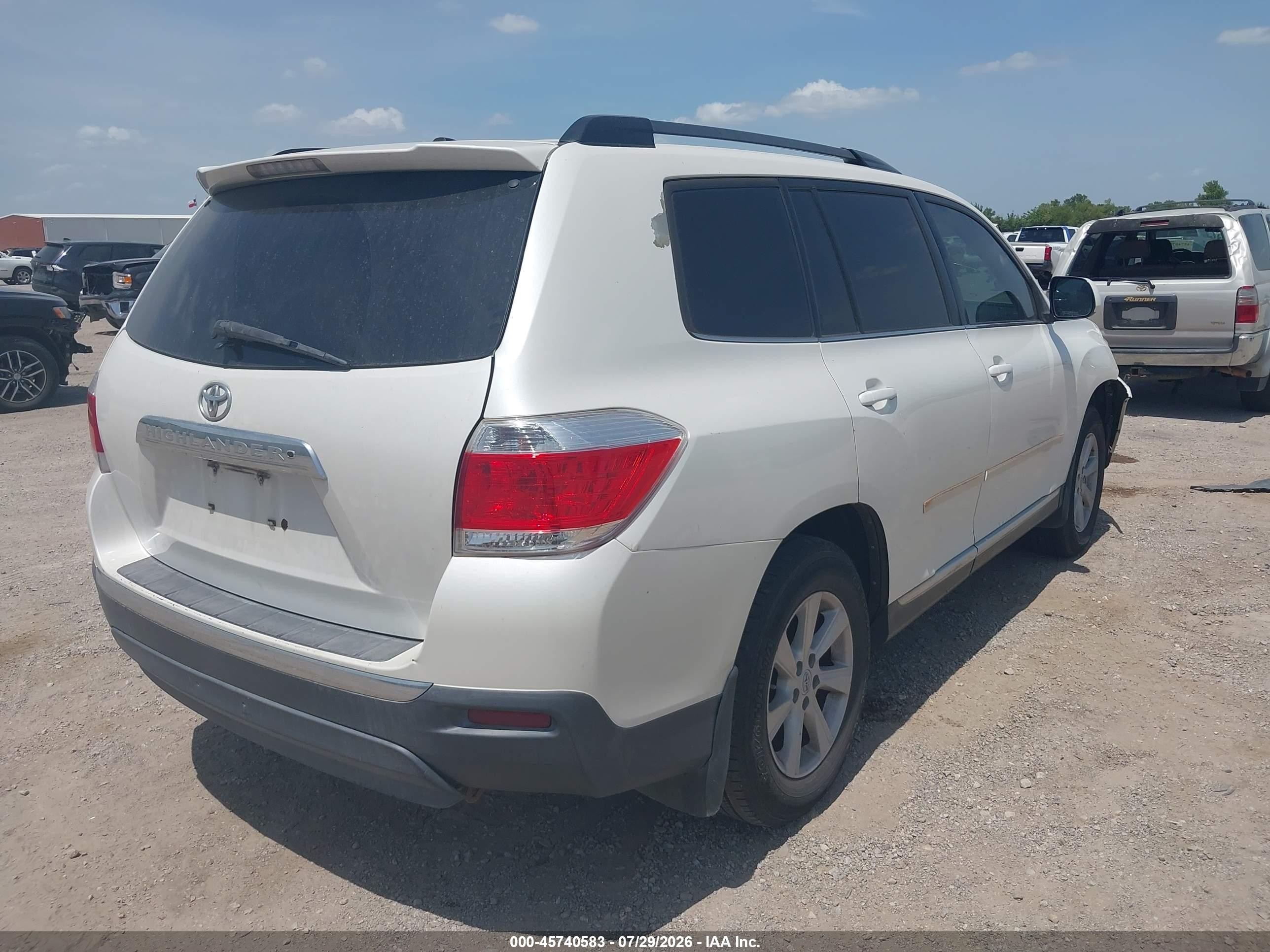 2011 Toyota Highlander Se V6 Белый vin: 5TDZK3EH2BS043367