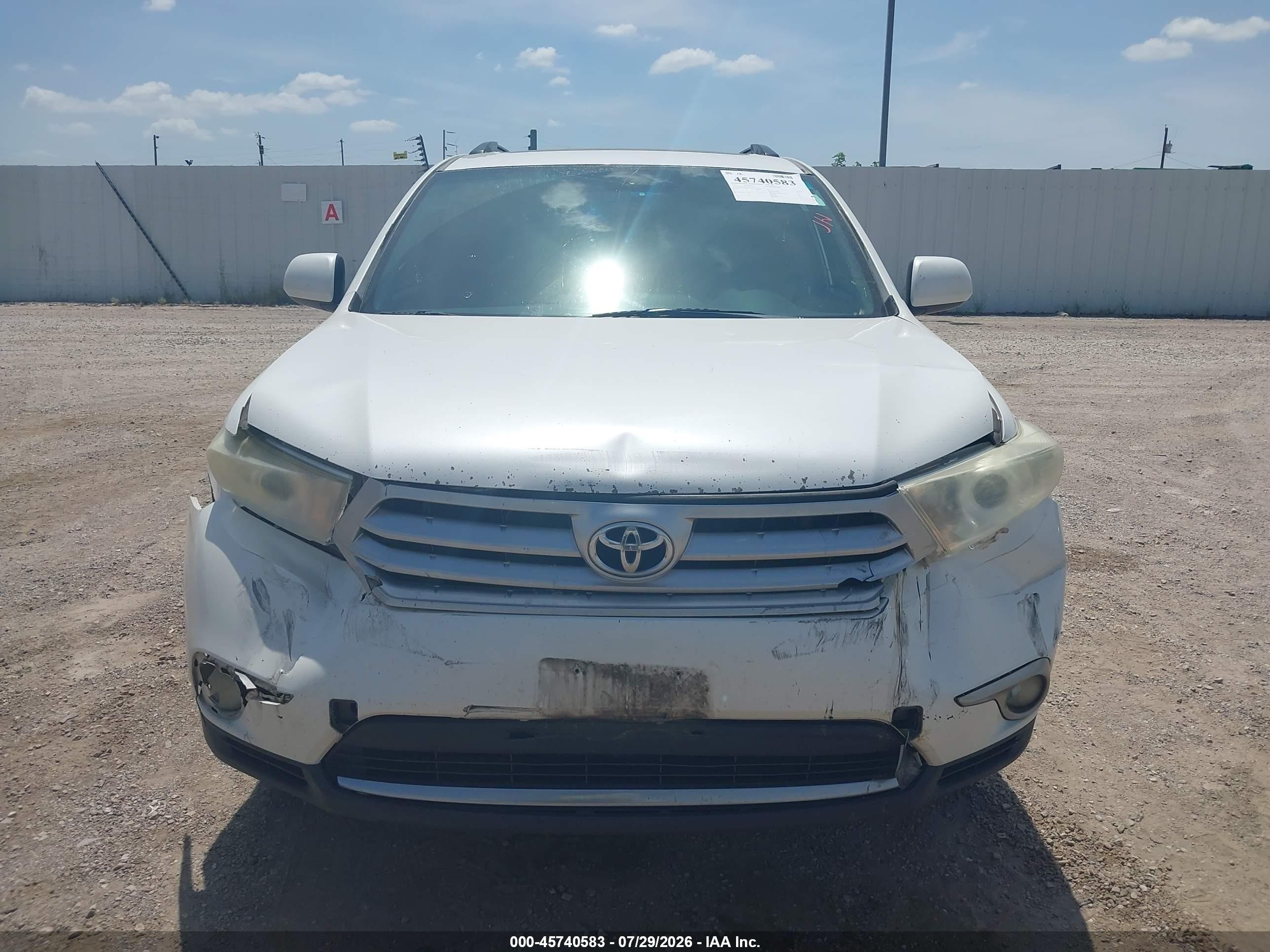 2011 Toyota Highlander Se V6 Белый vin: 5TDZK3EH2BS043367