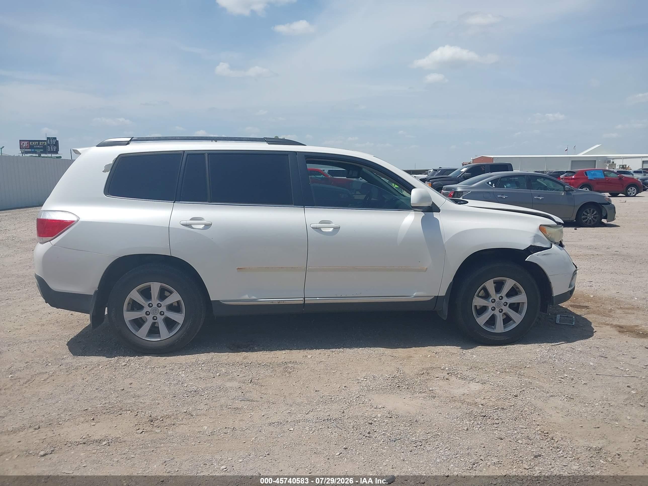2011 Toyota Highlander Se V6 Белый vin: 5TDZK3EH2BS043367
