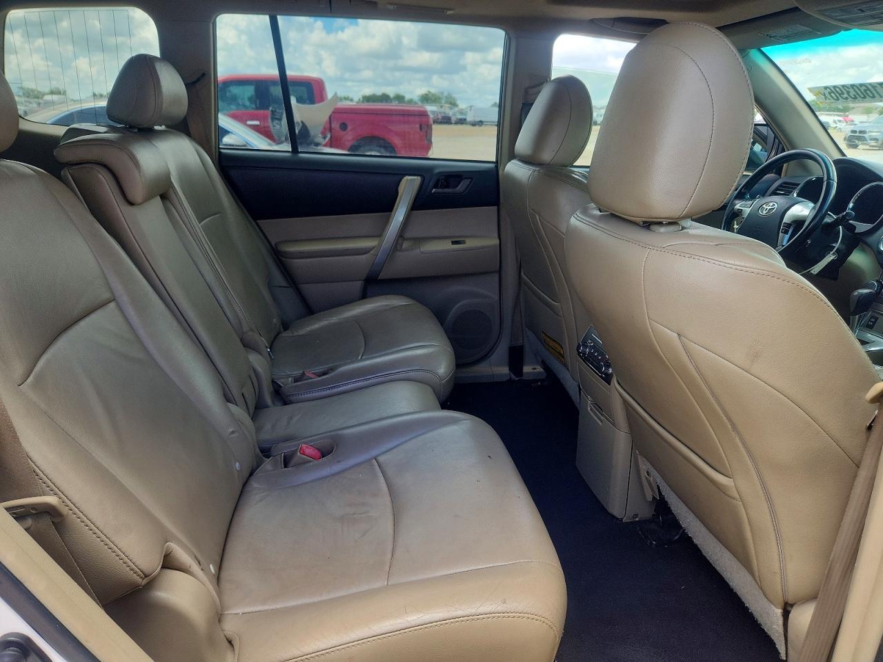 2012 Toyota Highlander Se White vin: 5TDZK3EH2CS050529
