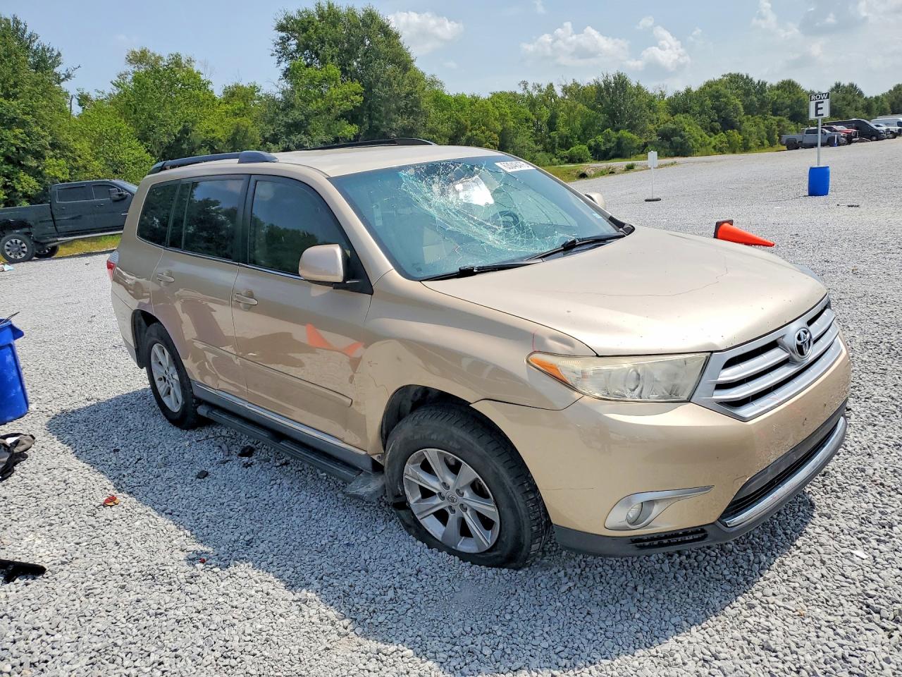 2012 Toyota Highlander Base Gold vin: 5TDZK3EH2CS058047