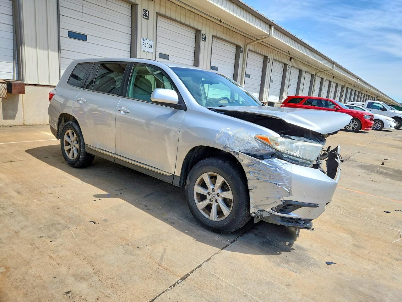 2013 Toyota Highlander Base Silver vin: 5TDZK3EH2DS090997