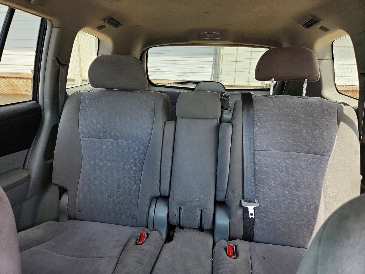 2013 Toyota Highlander Base Silver vin: 5TDZK3EH2DS090997