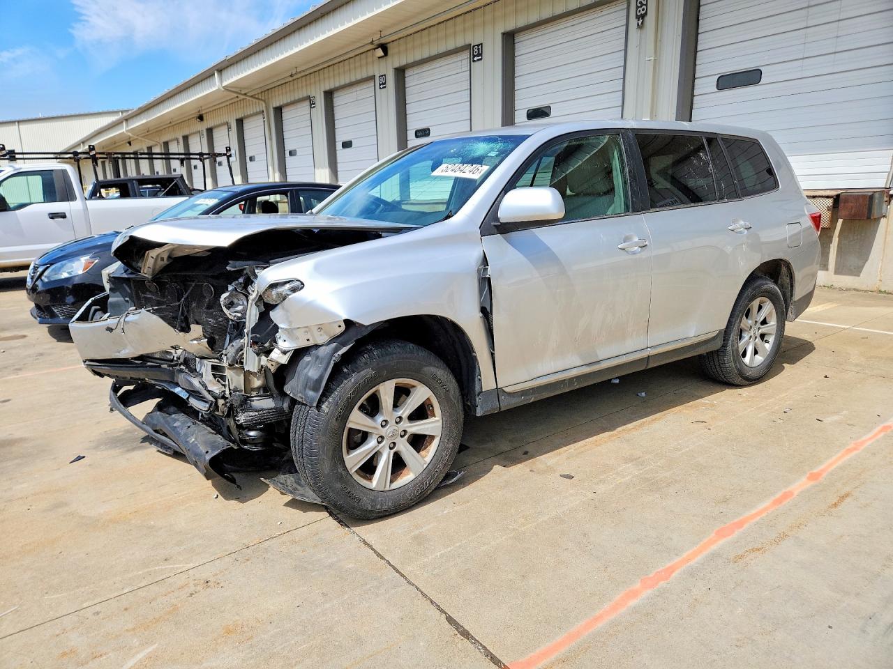 2013 Toyota Highlander Base Silver vin: 5TDZK3EH2DS090997