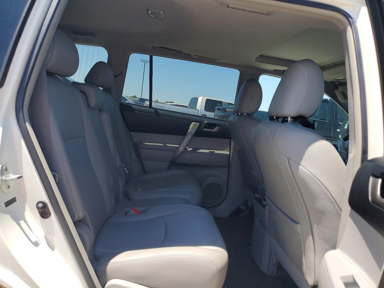 2013 Toyota Highlander Se Silver vin: 5TDZK3EH2DS096802