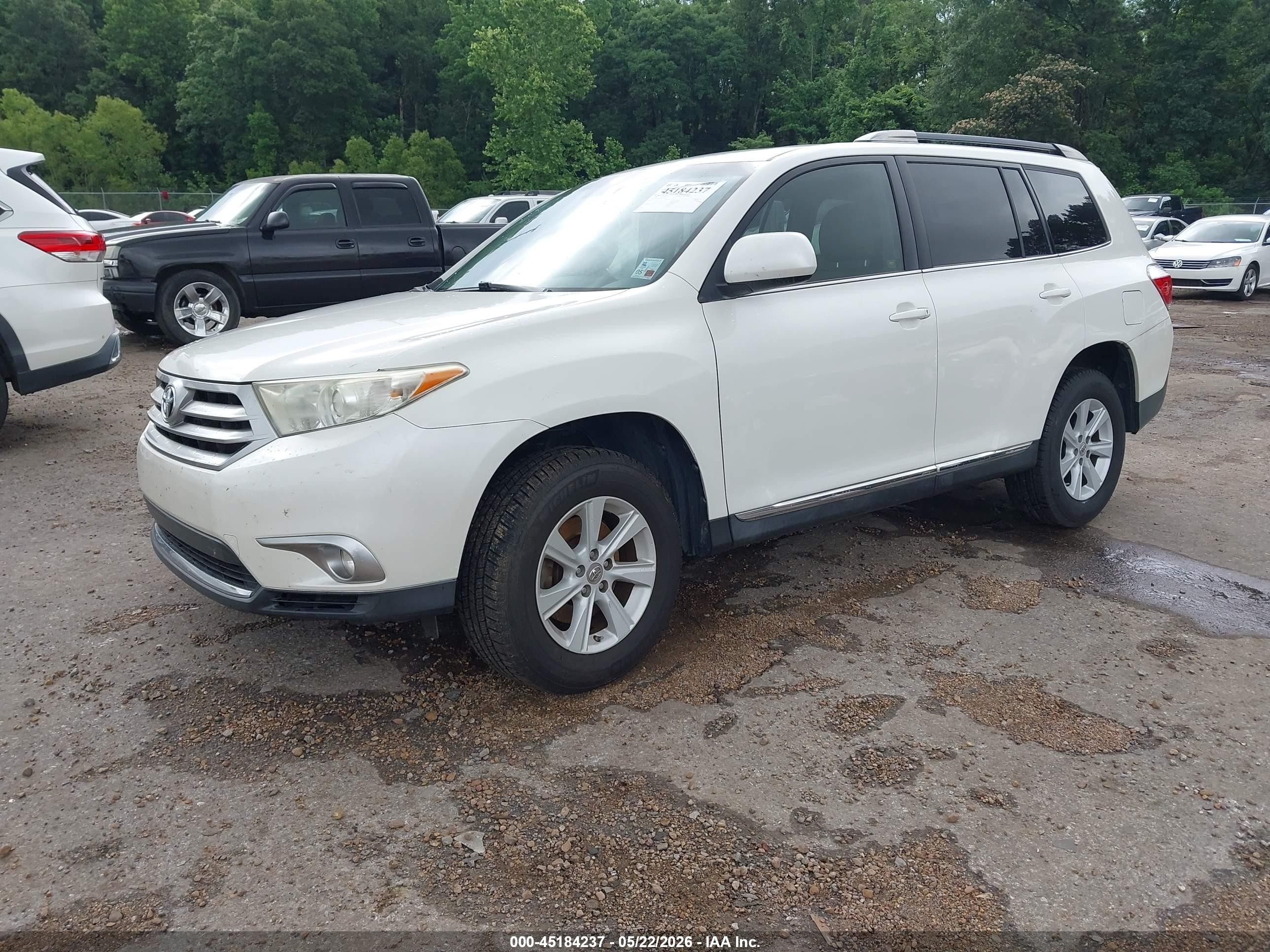 2013 Toyota Highlander Se V6 Белый vin: 5TDZK3EH2DS097464