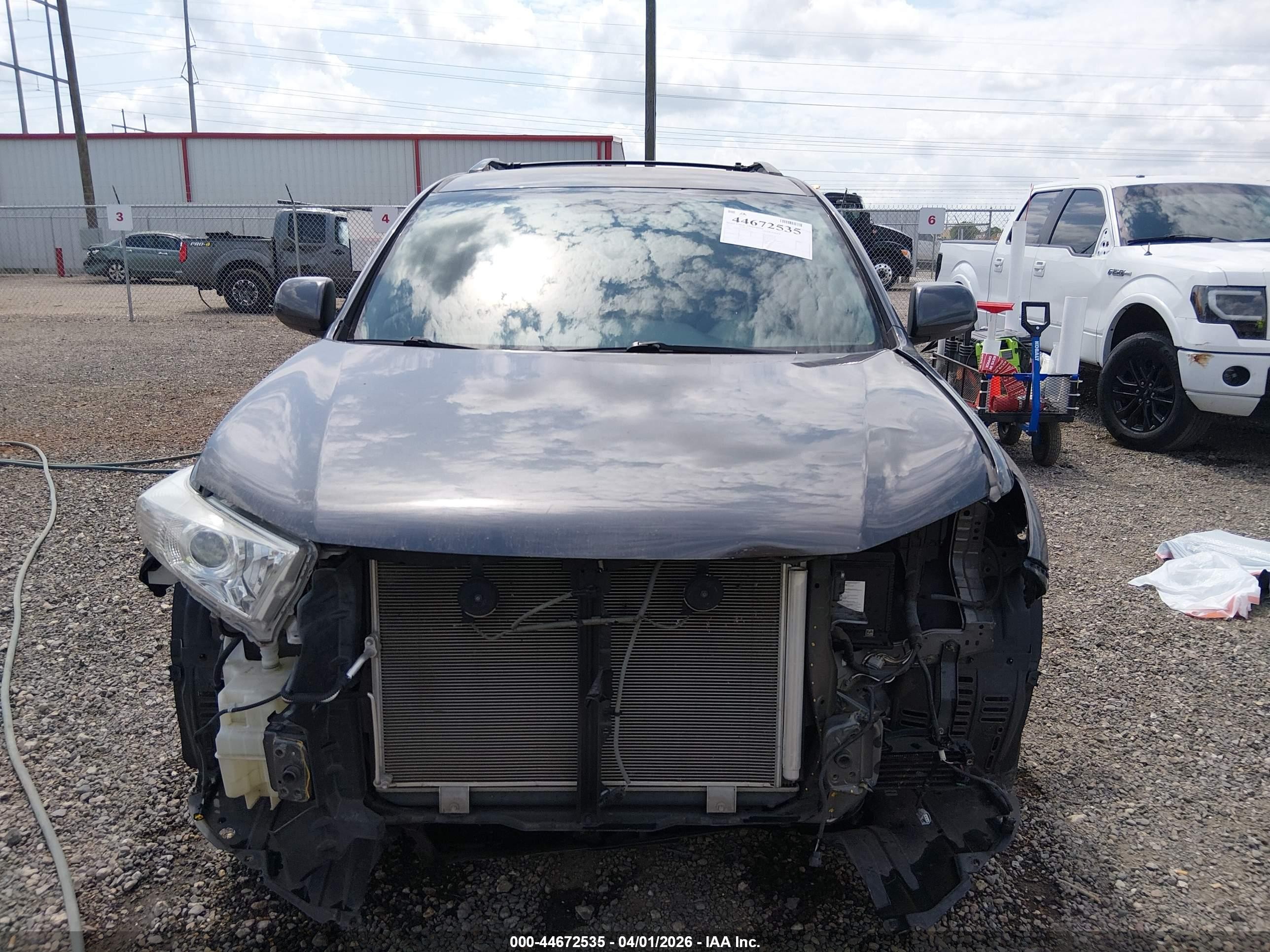 2013 Toyota Highlander Base Plus V6 Gray vin: 5TDZK3EH2DS098274