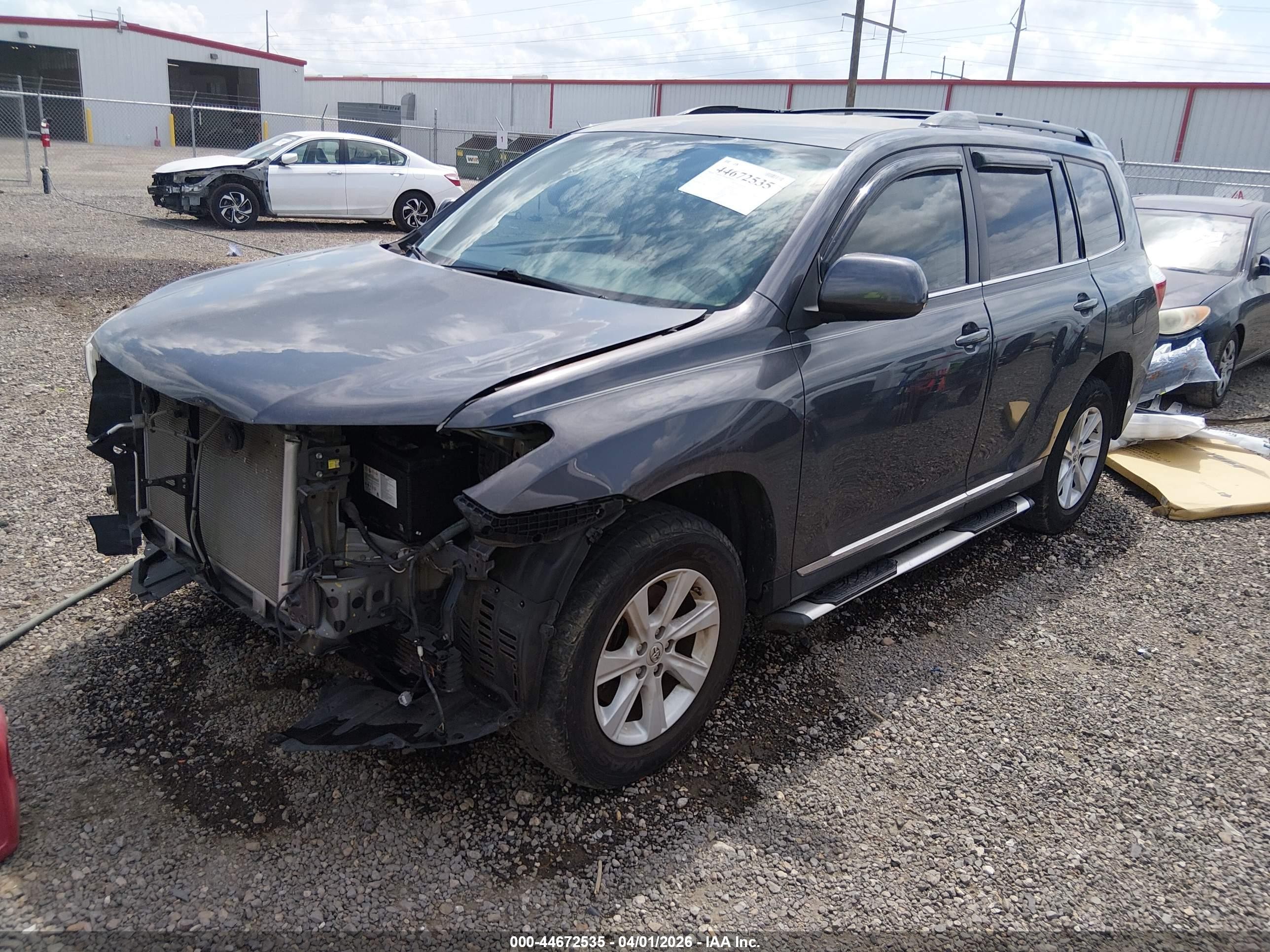 2013 Toyota Highlander Base Plus V6 Gray vin: 5TDZK3EH2DS098274