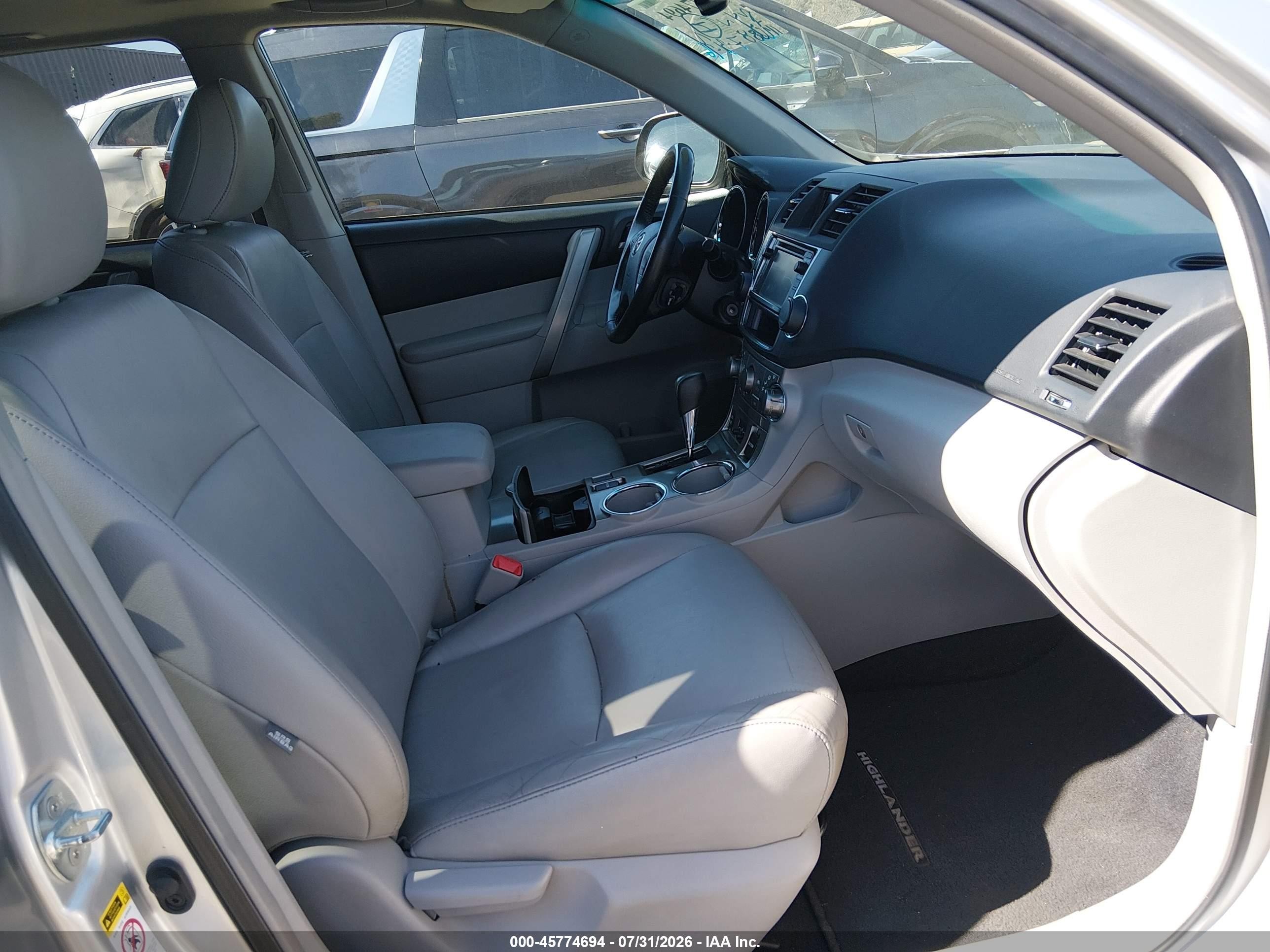 2013 Toyota Highlander Se V6 Silver vin: 5TDZK3EH2DS108544