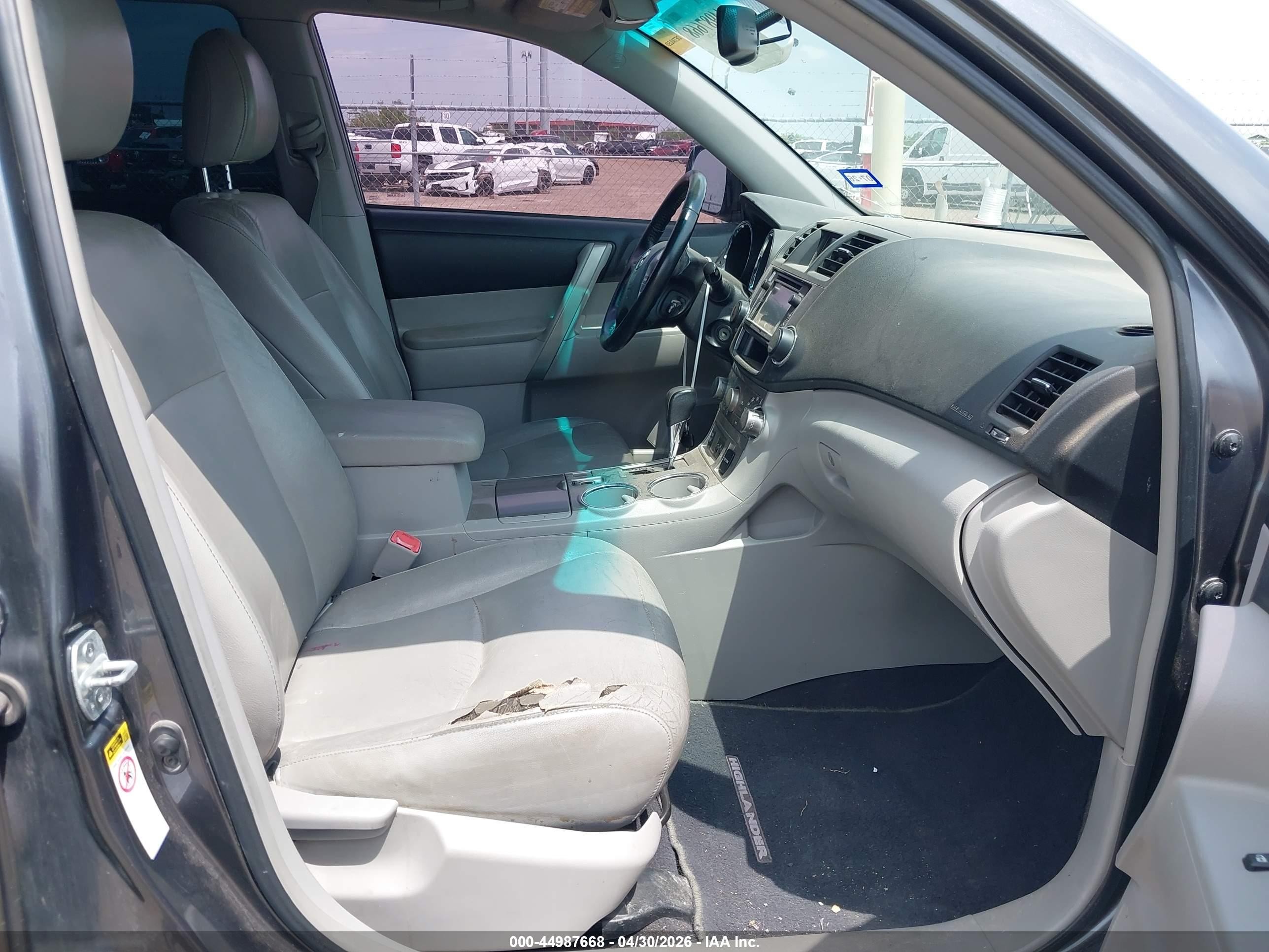 2013 Toyota Highlander Se V6 Gray vin: 5TDZK3EH2DS126672