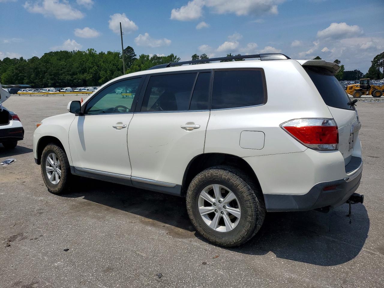 2013 Toyota Highlander Plus Белый vin: 5TDZK3EH2DS142192
