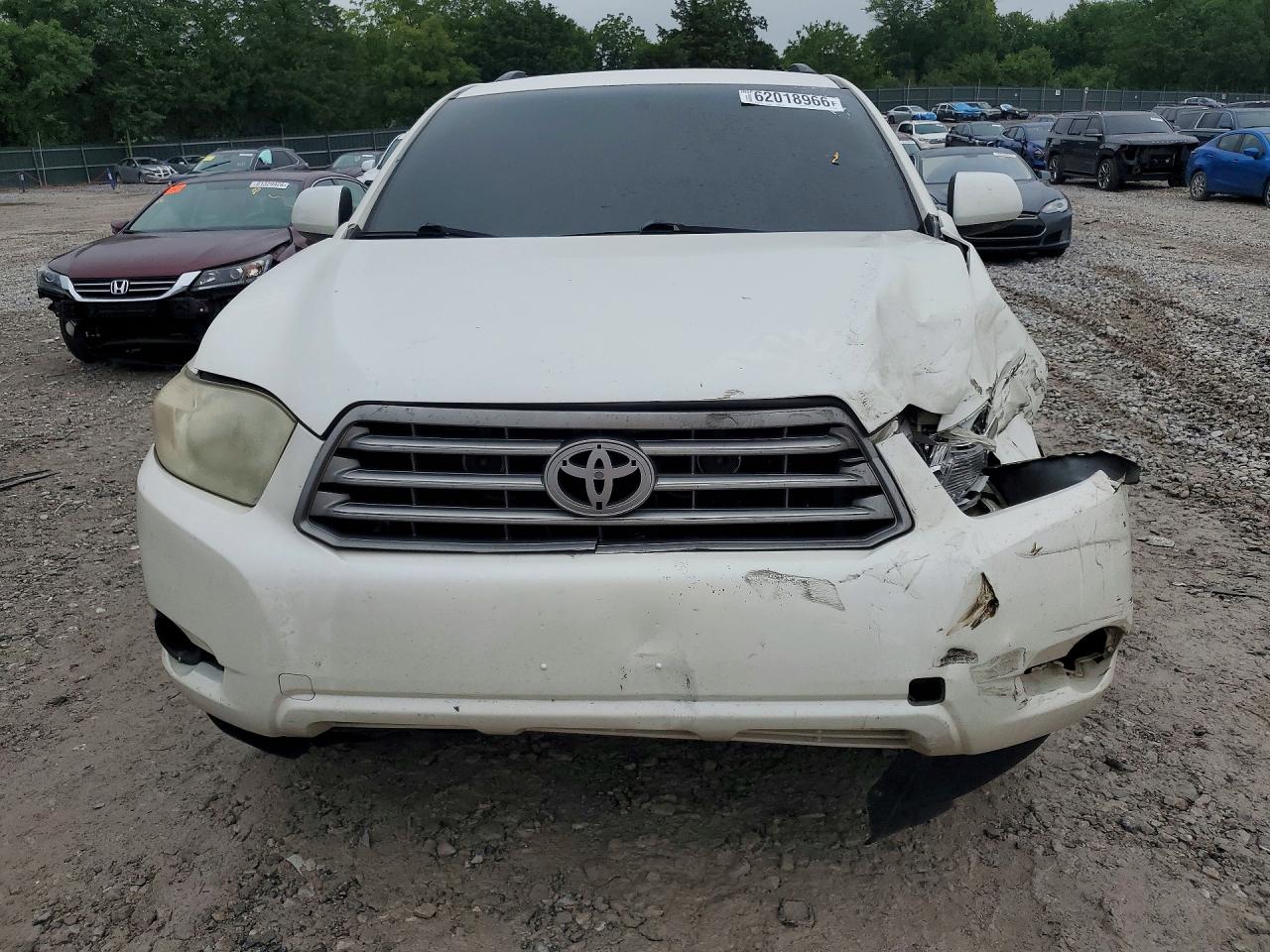 2010 Toyota Highlander Base White vin: 5TDZK3EH3AS004415