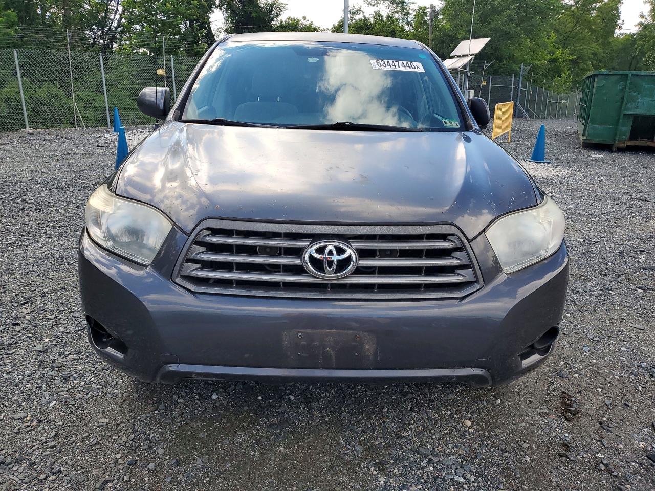 2010 Toyota Highlander Base Silver vin: 5TDZK3EH3AS009534
