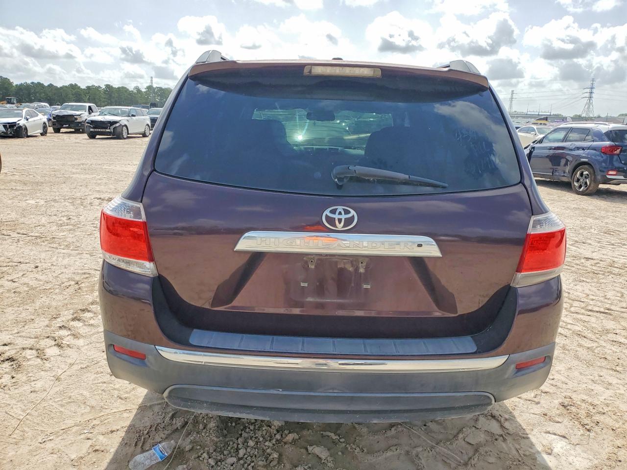 2011 Toyota Highlander Se Purple vin: 5TDZK3EH3BS041093