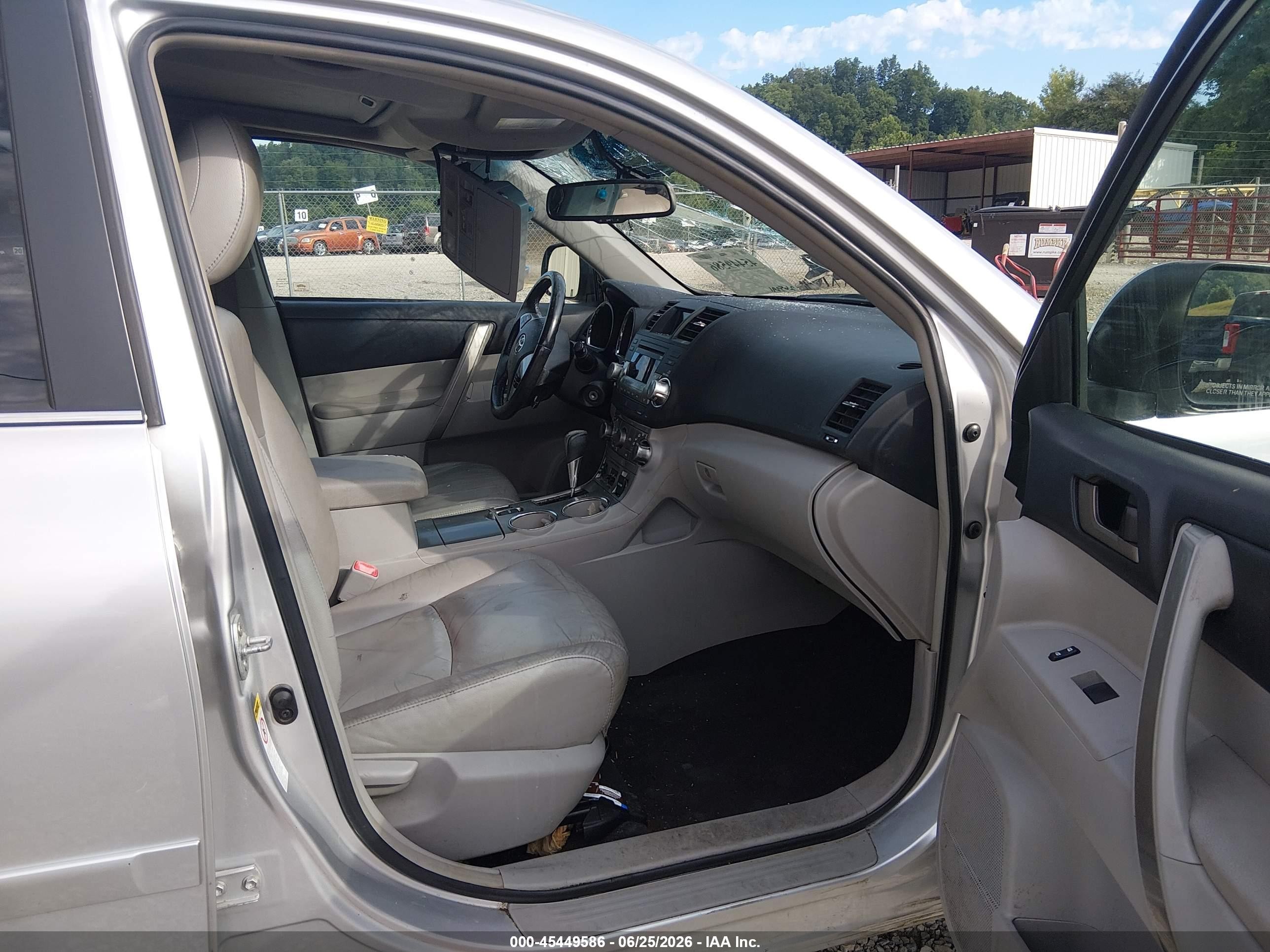 2011 Toyota Highlander Se V6 Silver vin: 5TDZK3EH3BS046746