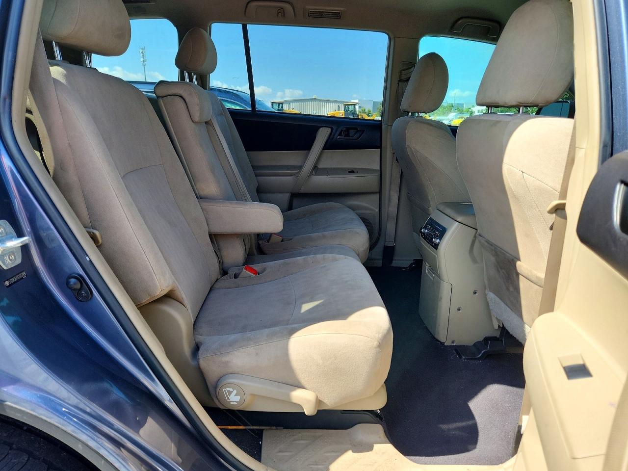 2012 Toyota Highlander Base Синий vin: 5TDZK3EH3CS052998