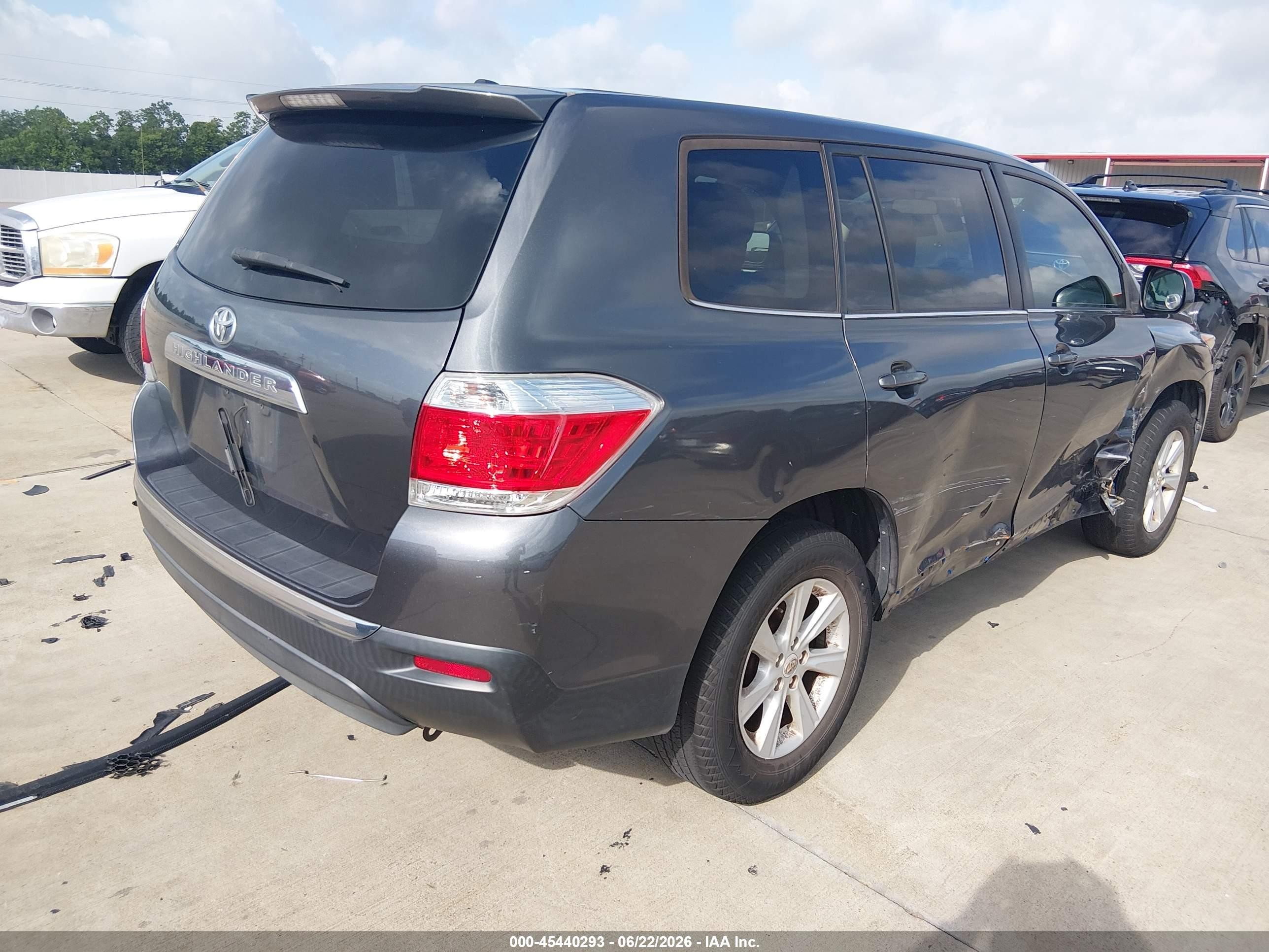 2012 Toyota Highlander Base V6 Gray vin: 5TDZK3EH3CS076122