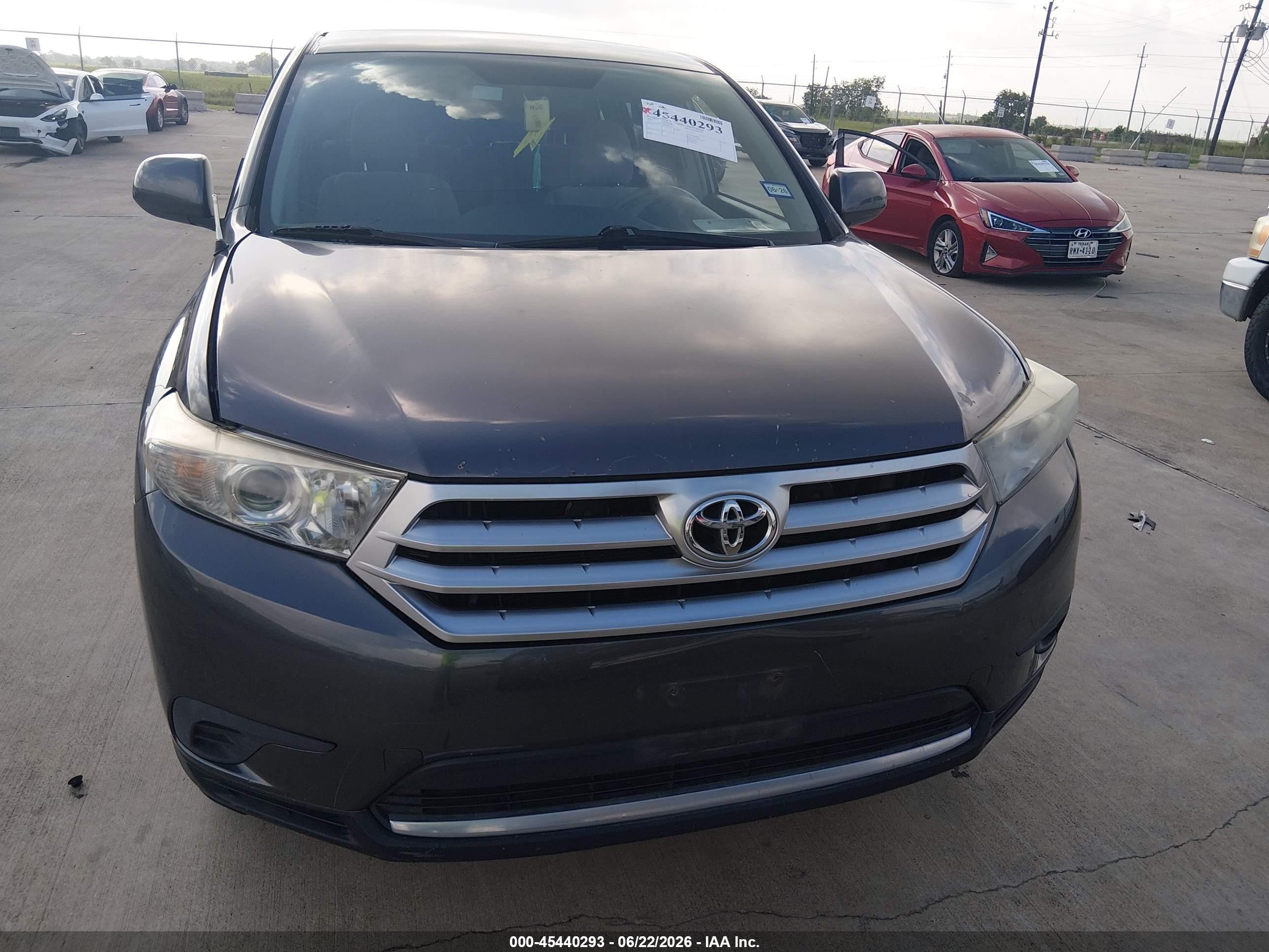 2012 Toyota Highlander Base V6 Gray vin: 5TDZK3EH3CS076122