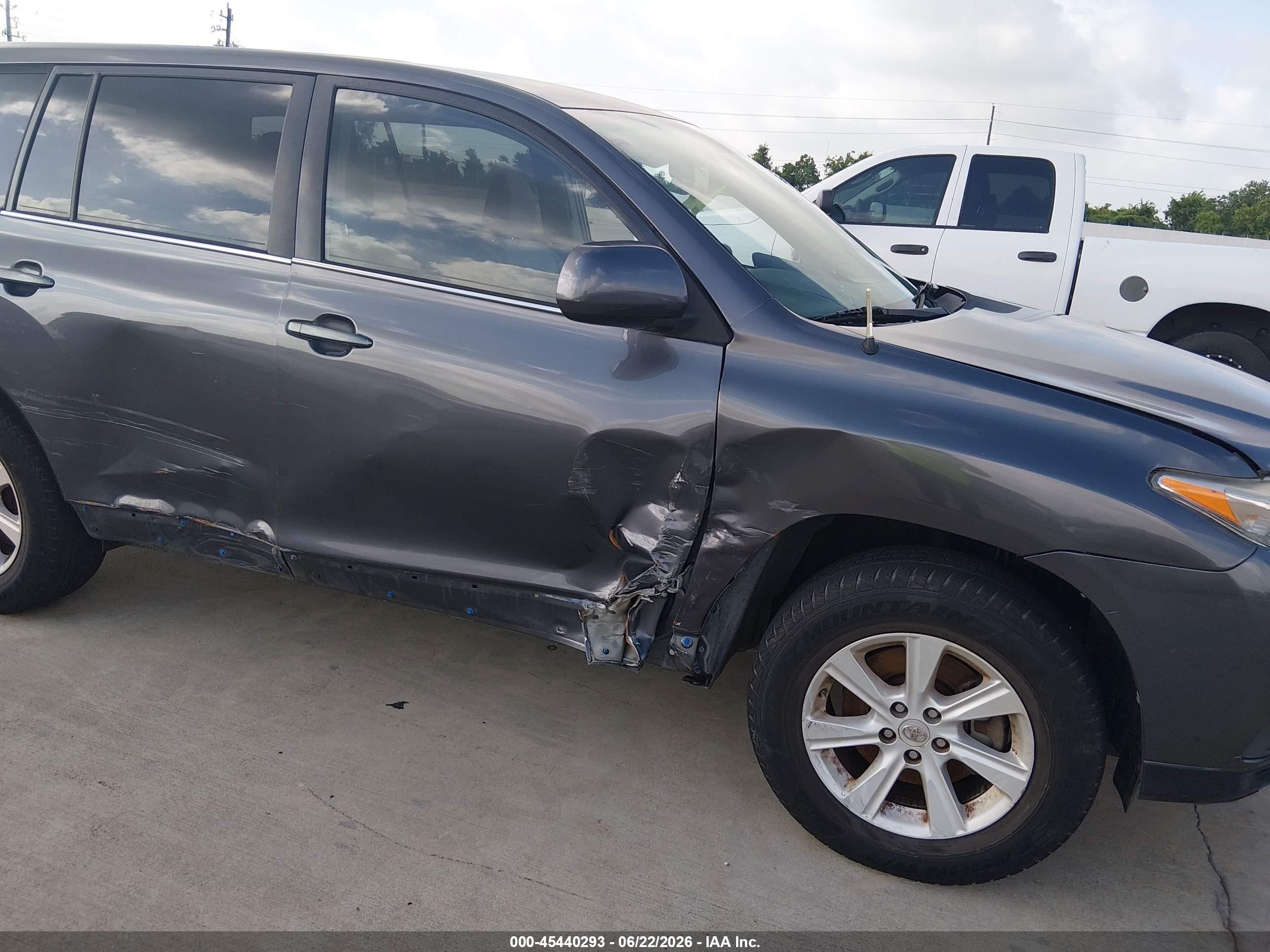 2012 Toyota Highlander Base V6 Gray vin: 5TDZK3EH3CS076122