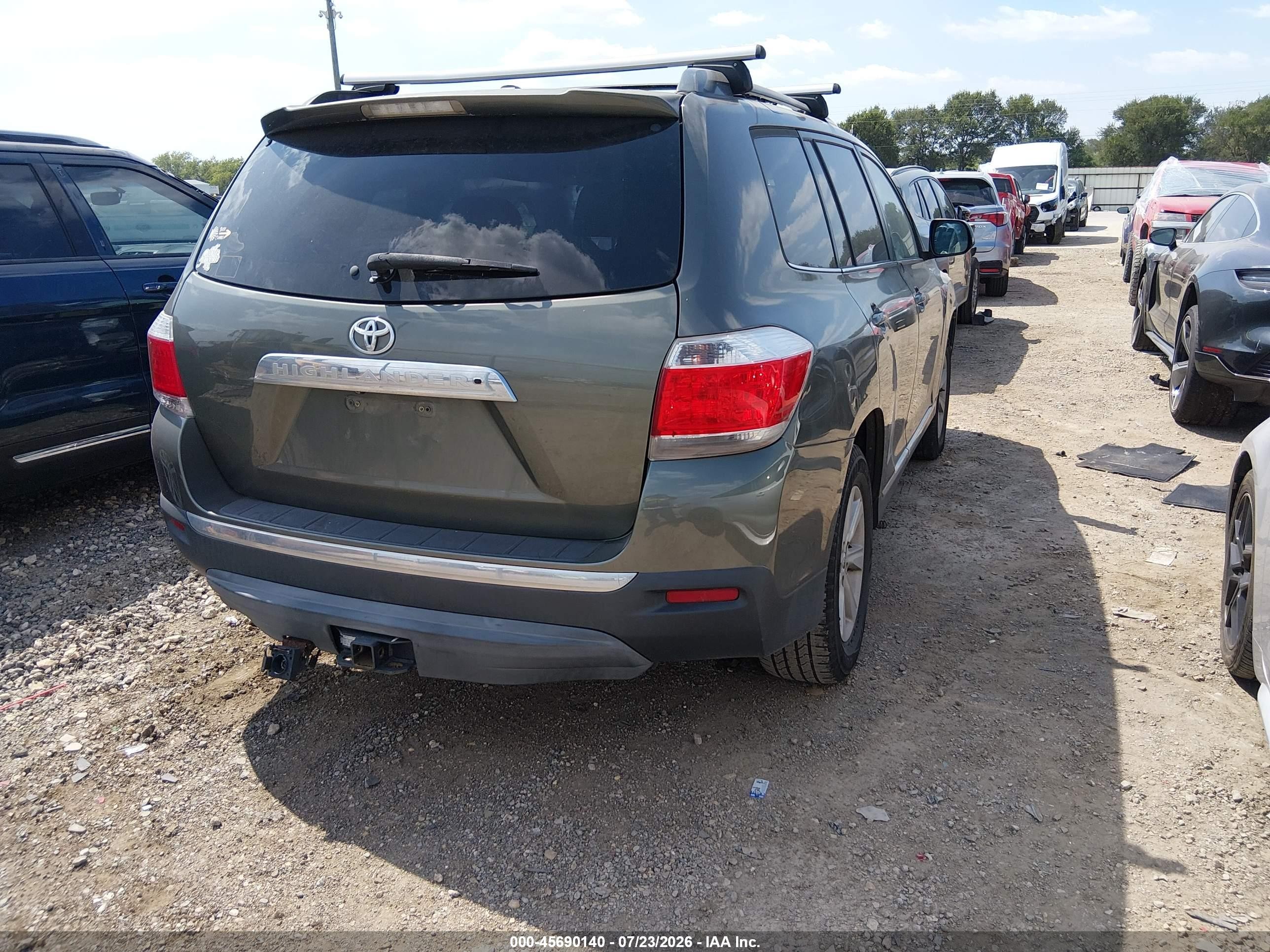 2012 Toyota Highlander Base V6 Gray vin: 5TDZK3EH3CS077111