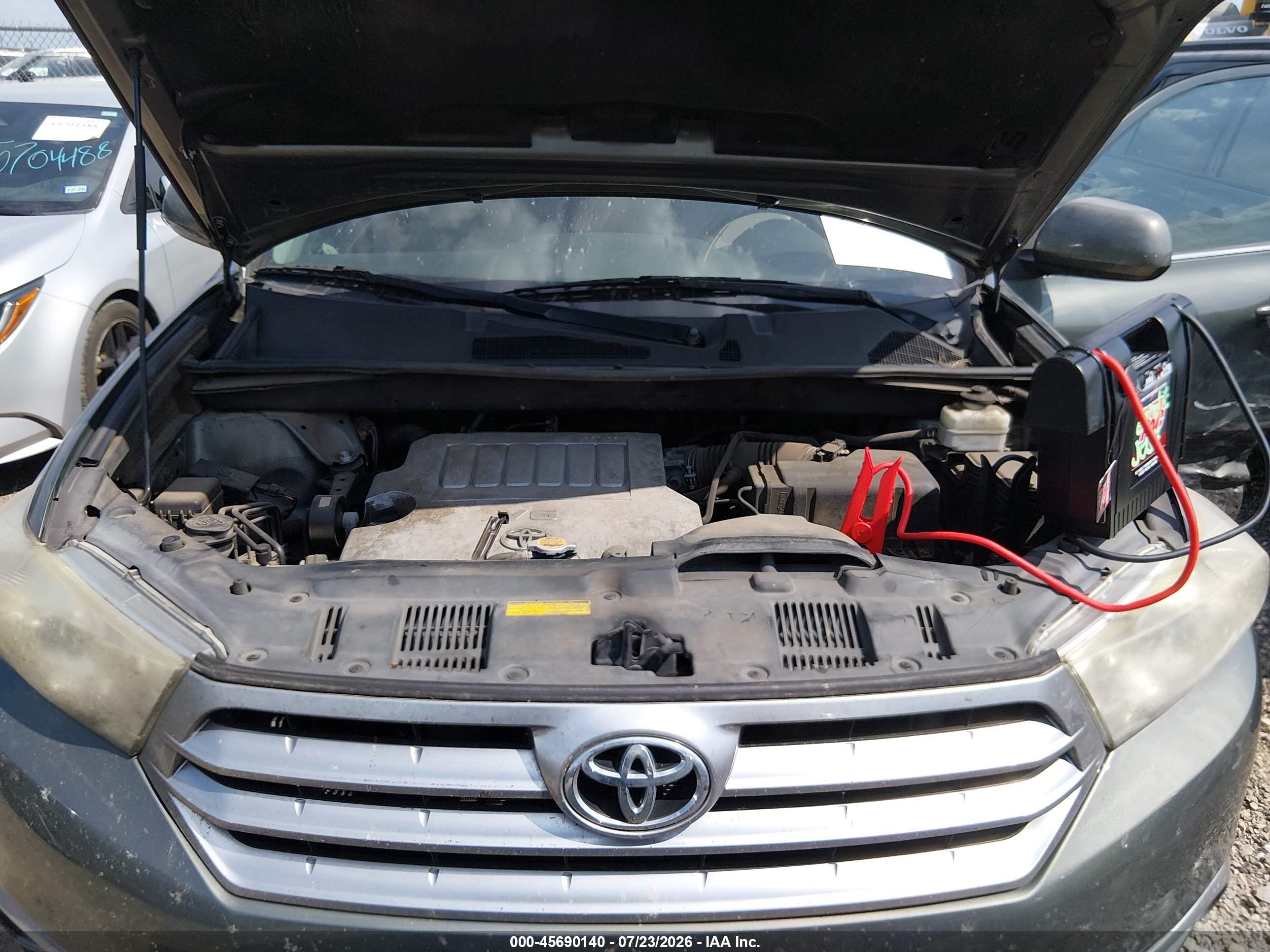 2012 Toyota Highlander Base V6 Gray vin: 5TDZK3EH3CS077111