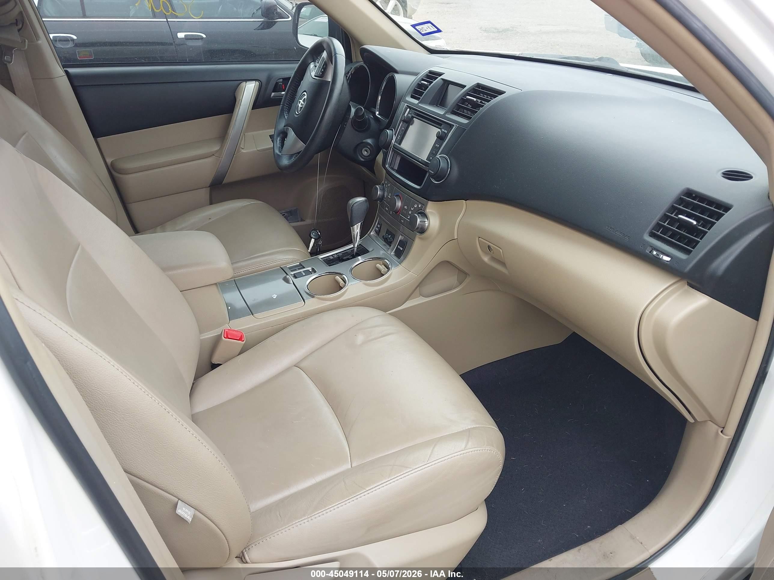 2013 Toyota Highlander Se V6 White vin: 5TDZK3EH3DS096338