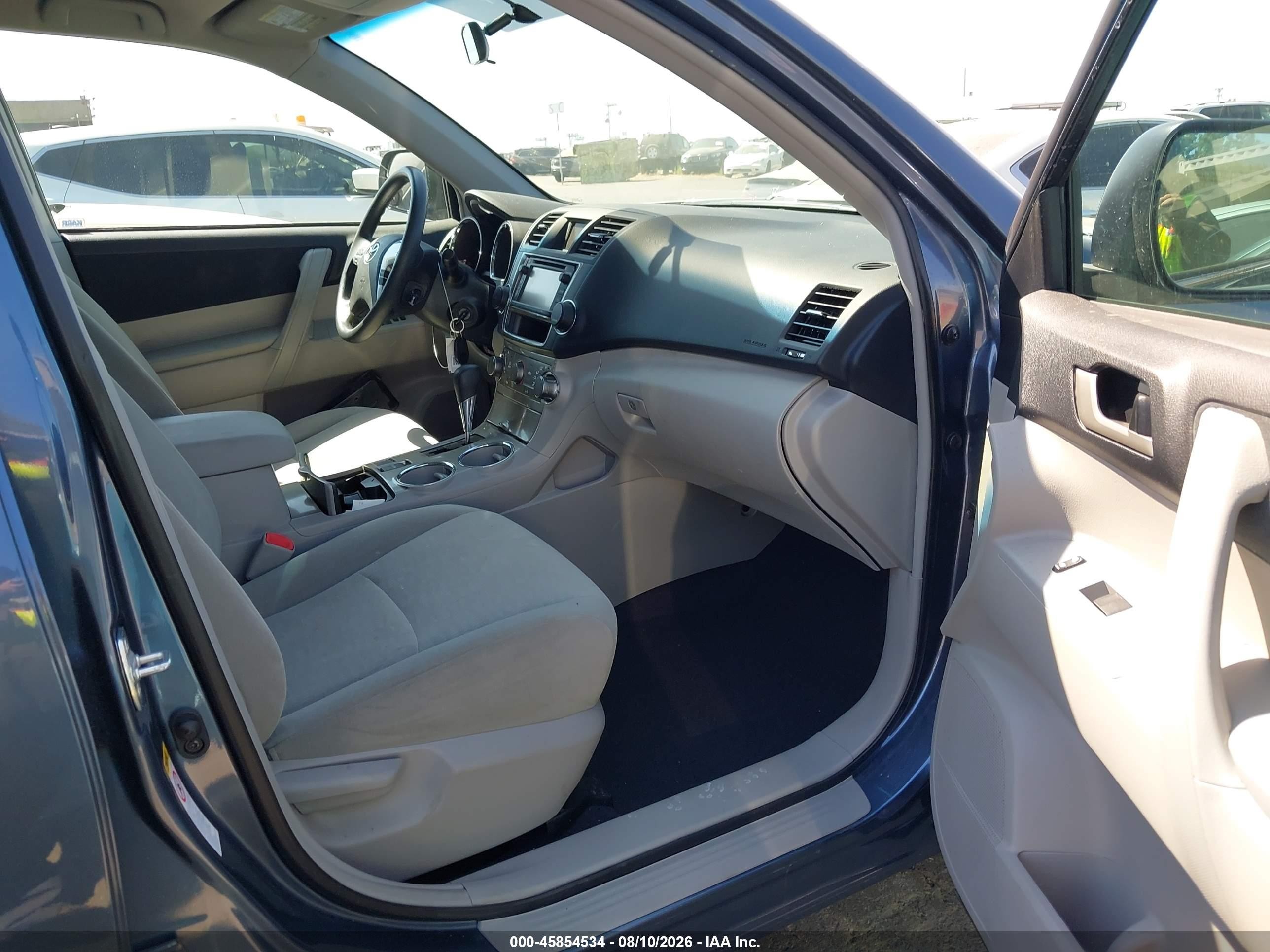 2013 Toyota Highlander Base Plus V6 Blue vin: 5TDZK3EH3DS126891