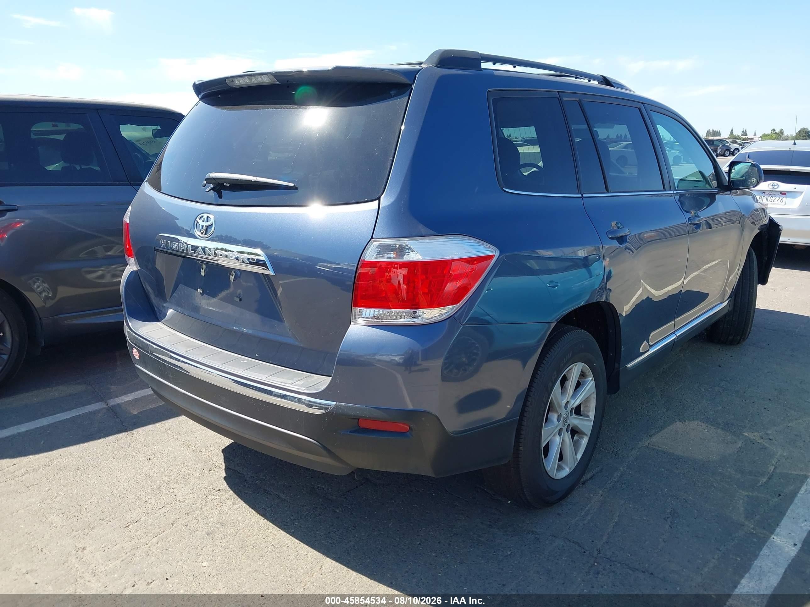 2013 Toyota Highlander Base Plus V6 Blue vin: 5TDZK3EH3DS126891