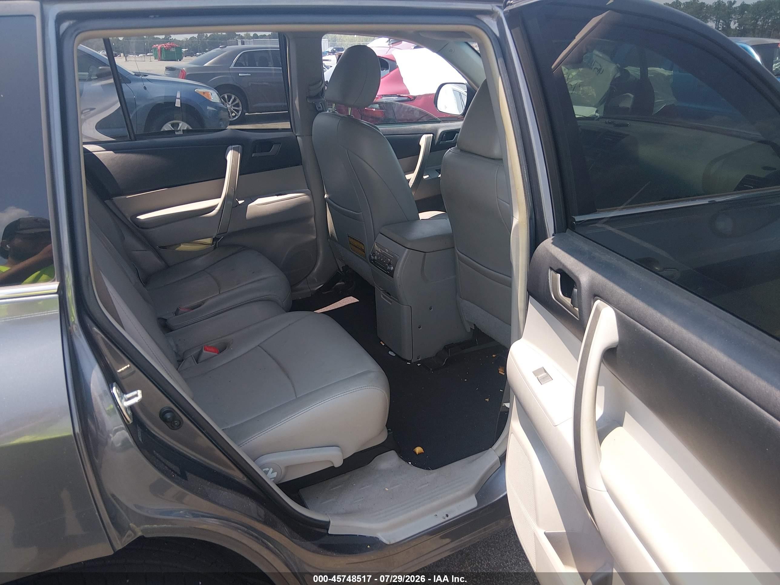 2013 Toyota Highlander Se V6 Gray vin: 5TDZK3EH3DS140726