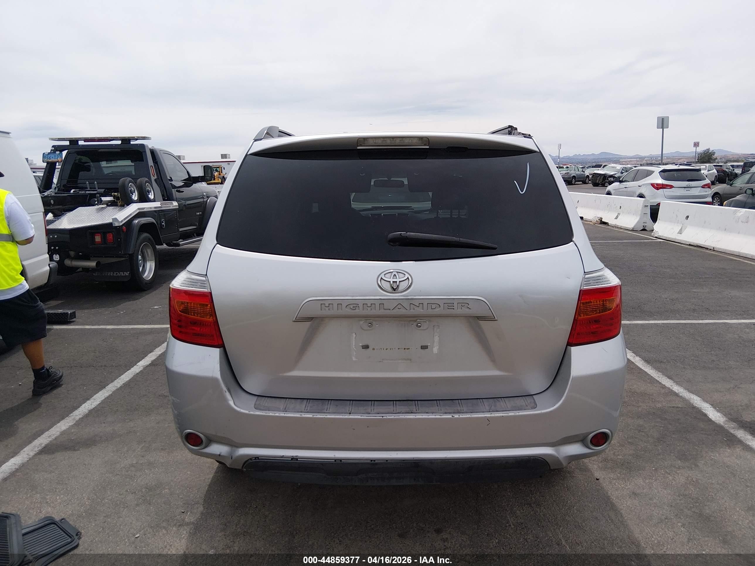2010 Toyota Highlander Base V6 Silver vin: 5TDZK3EH4AS012913