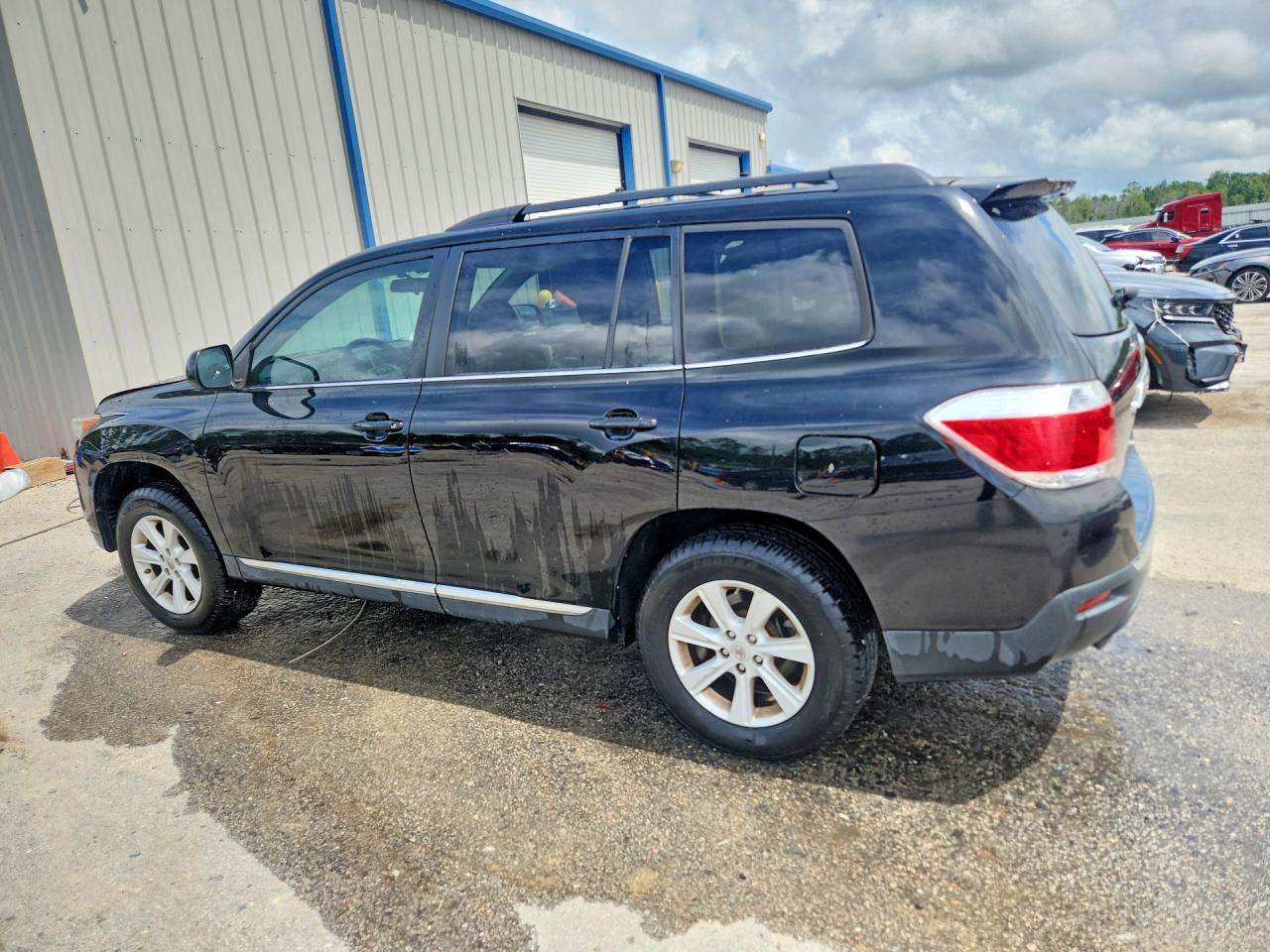 2012 Toyota Highlander Base Black vin: 5TDZK3EH4CS067817