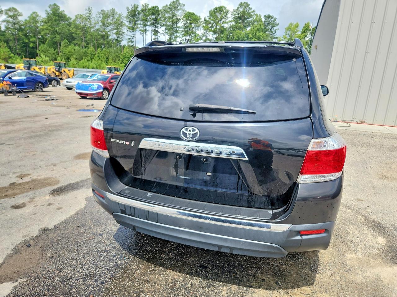 2012 Toyota Highlander Base Black vin: 5TDZK3EH4CS067817