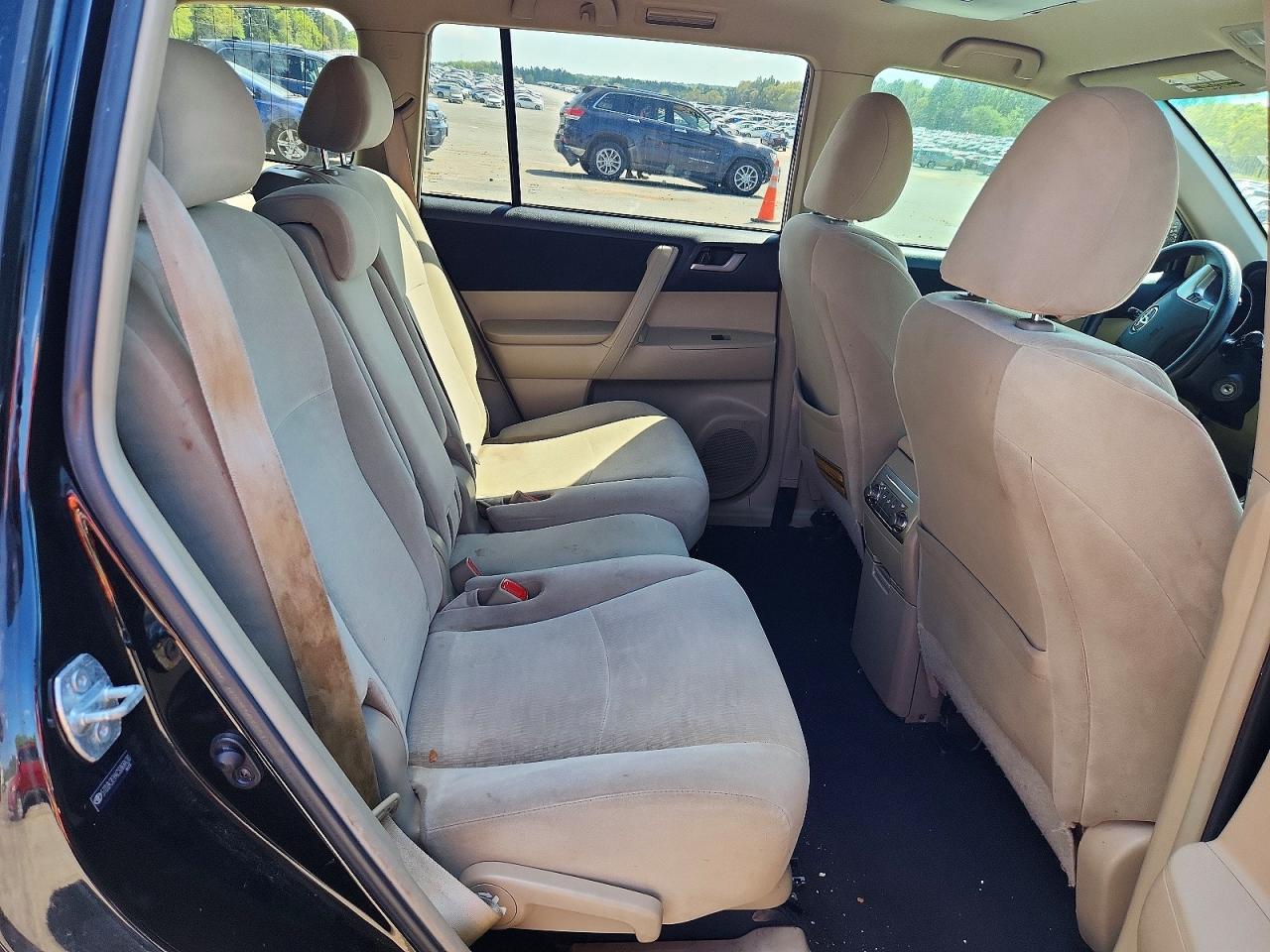 2012 Toyota Highlander Base Black vin: 5TDZK3EH4CS068420
