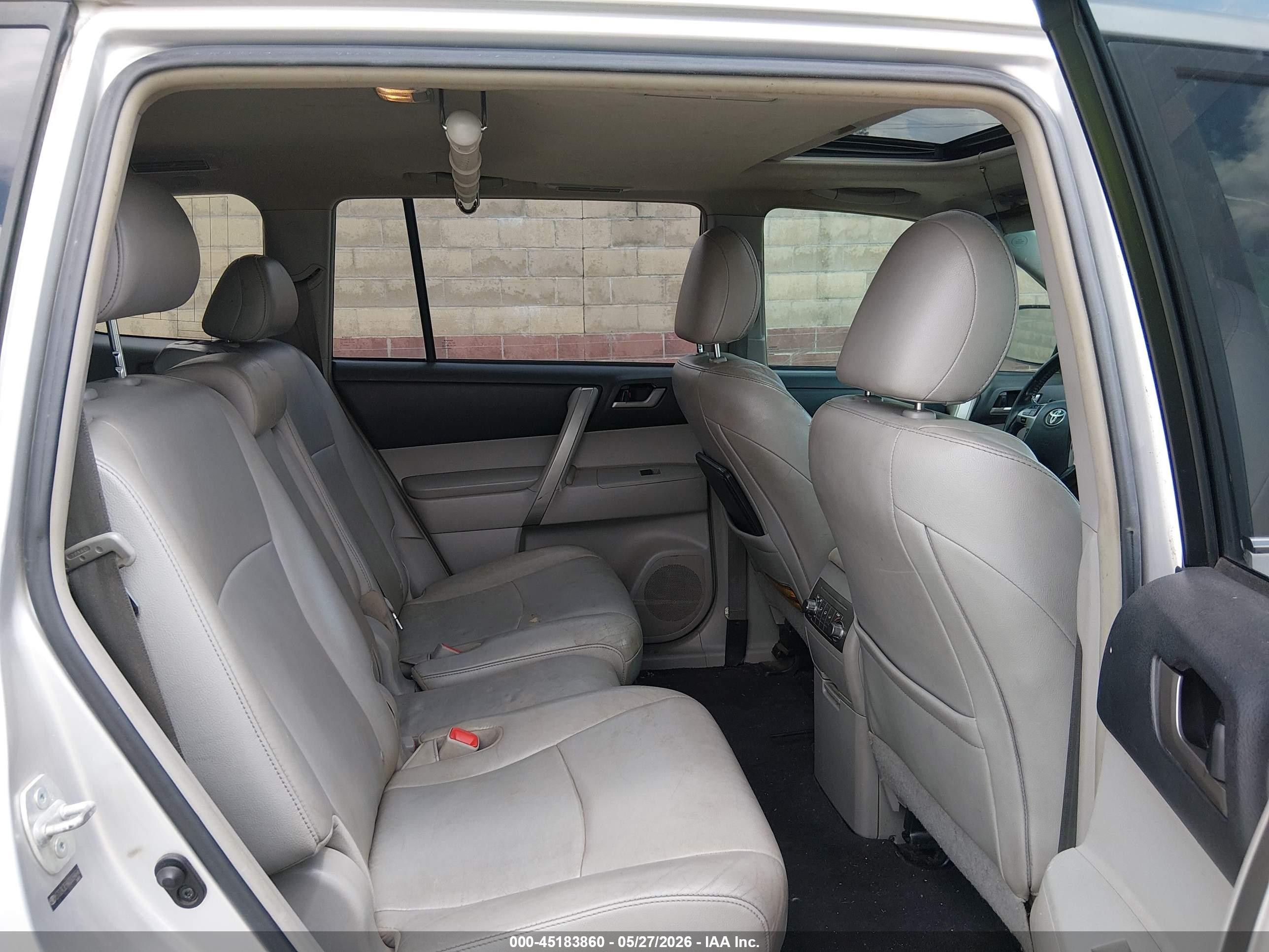2013 Toyota Highlander Se V6 Silver vin: 5TDZK3EH4DS094646