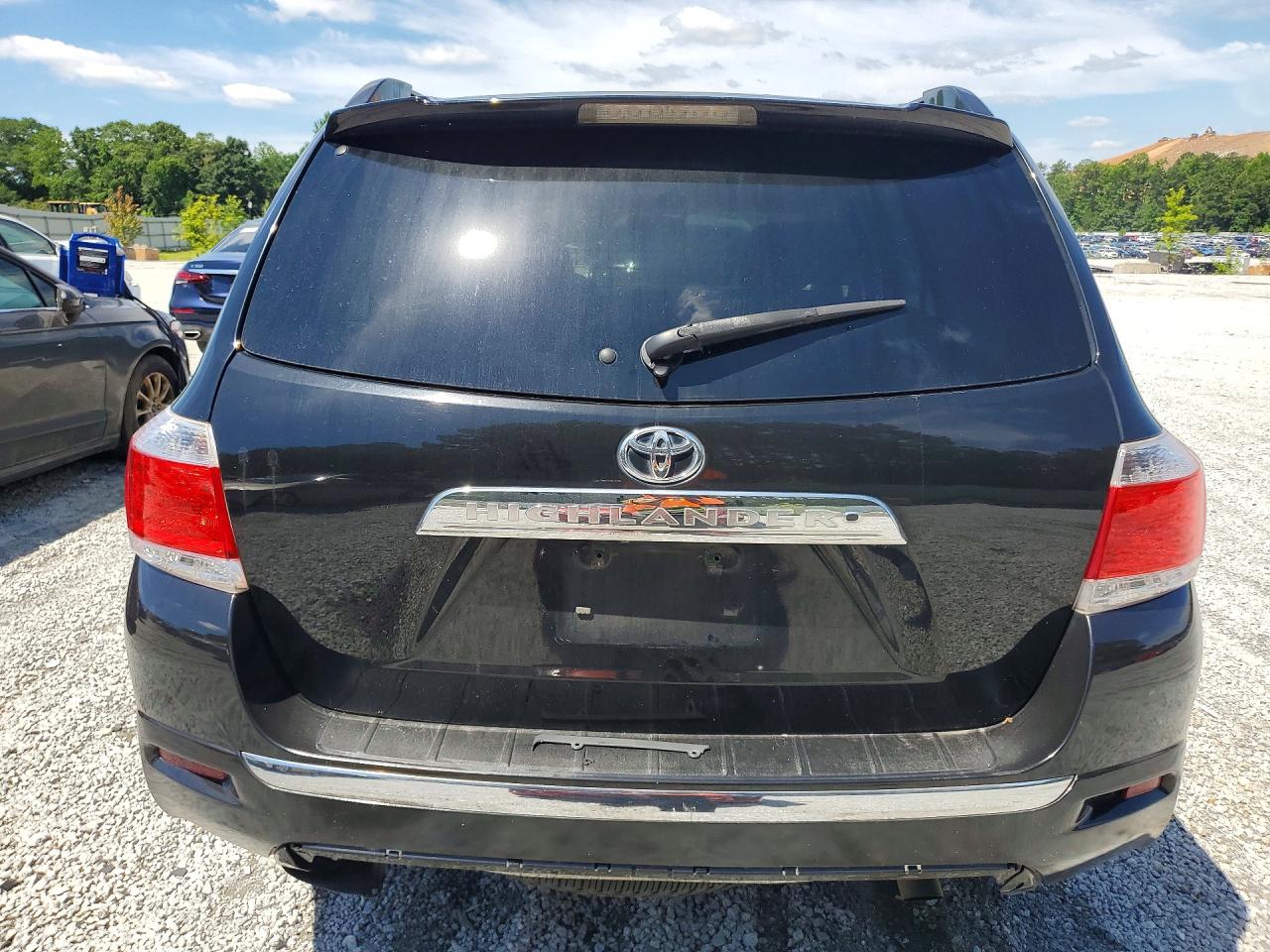 2013 Toyota Highlander Plus Black vin: 5TDZK3EH4DS106973