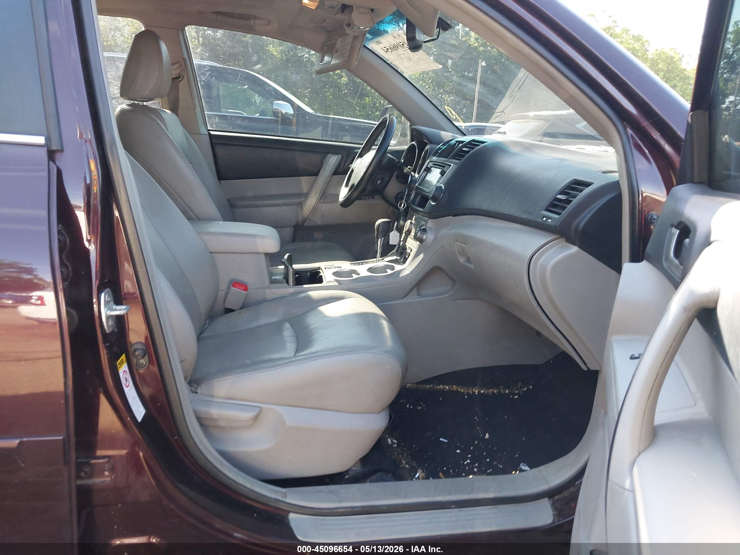 2013 Toyota Highlander Se V6 Burgundy vin: 5TDZK3EH4DS131341