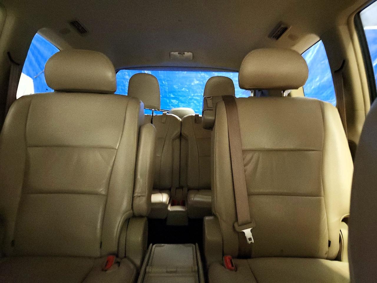 2013 Toyota Highlander Base Blue vin: 5TDZK3EH4DS137933