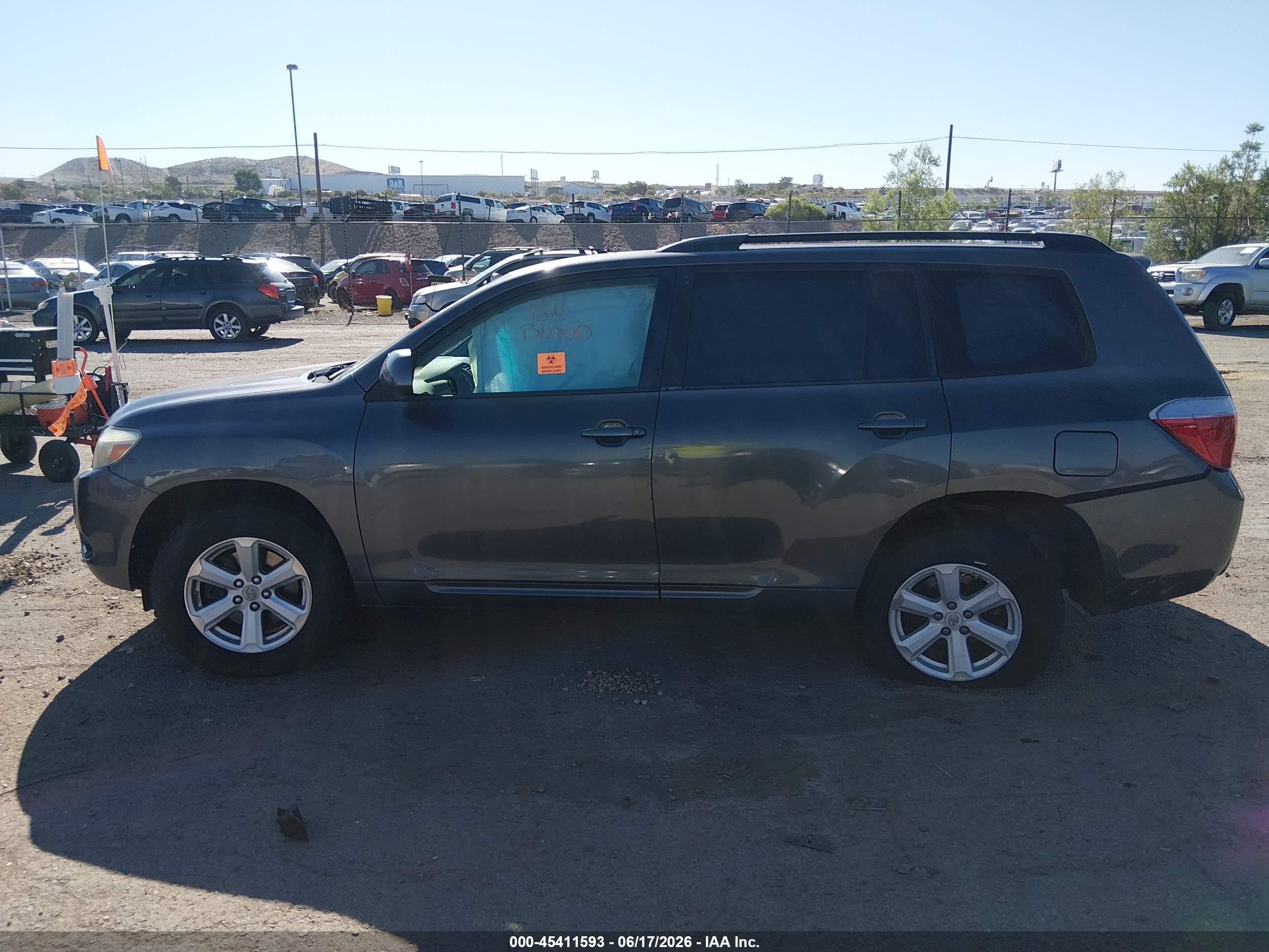 2010 Toyota Highlander Base V6 Серый vin: 5TDZK3EH5AS016484