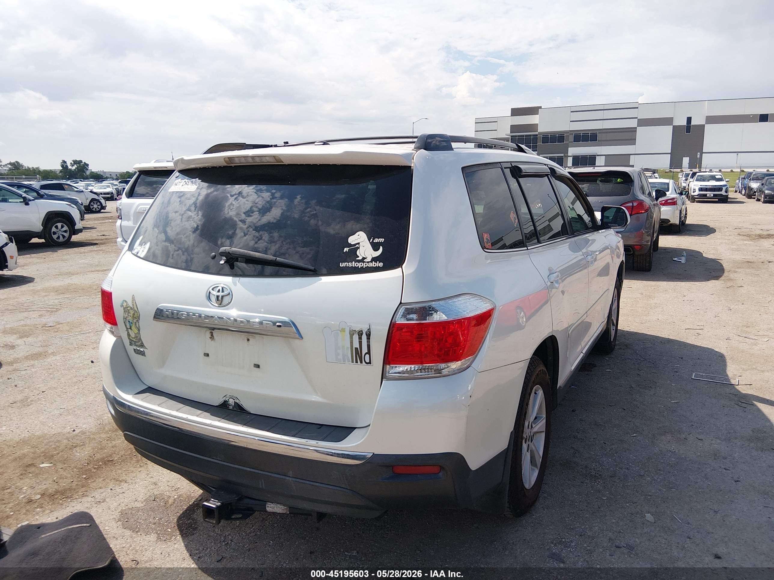 2012 Toyota Highlander Se V6 White vin: 5TDZK3EH5CS059077