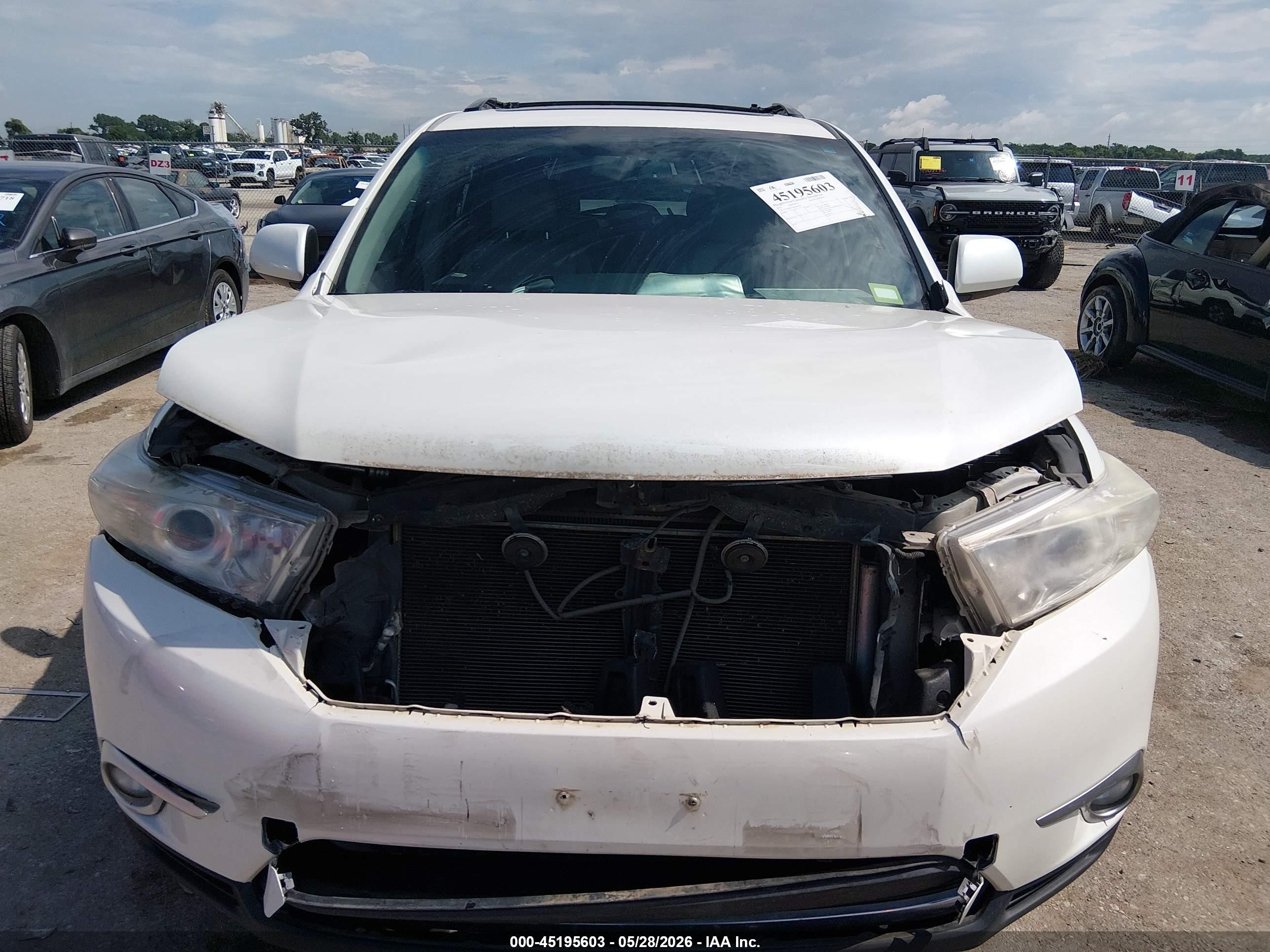 2012 Toyota Highlander Se V6 White vin: 5TDZK3EH5CS059077