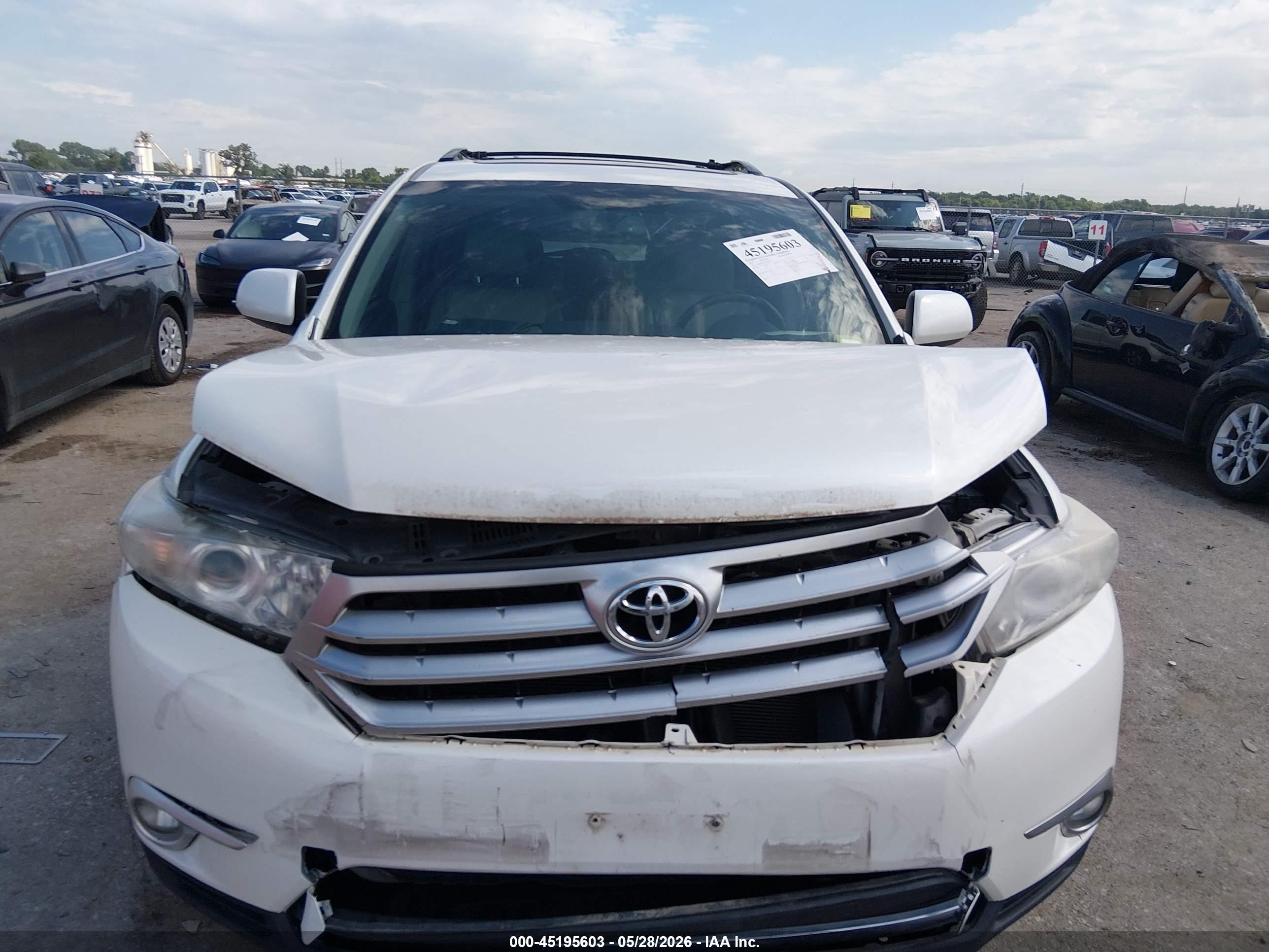 2012 Toyota Highlander Se V6 White vin: 5TDZK3EH5CS059077