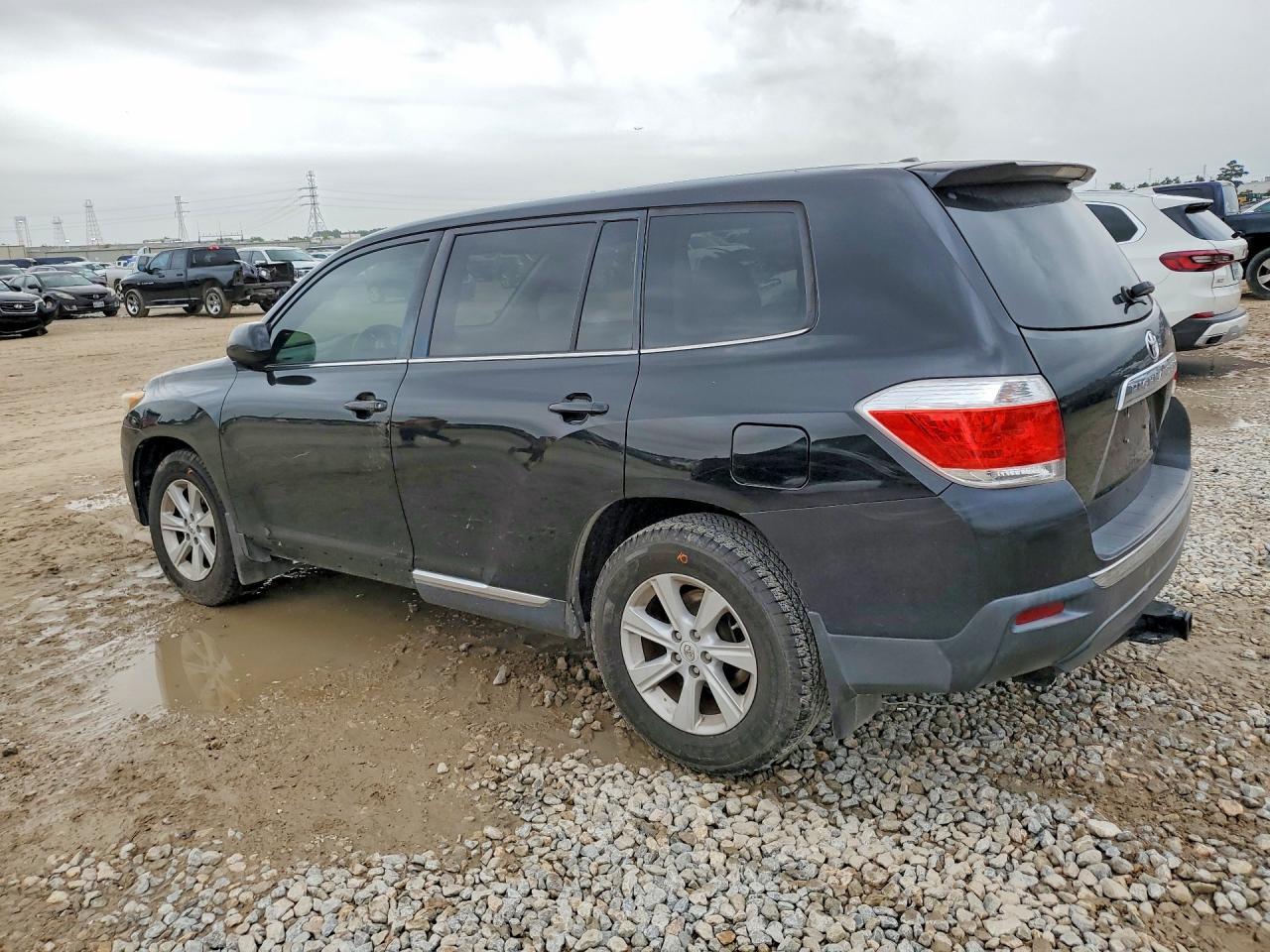 2012 Toyota Highlander Base Black vin: 5TDZK3EH5CS059886